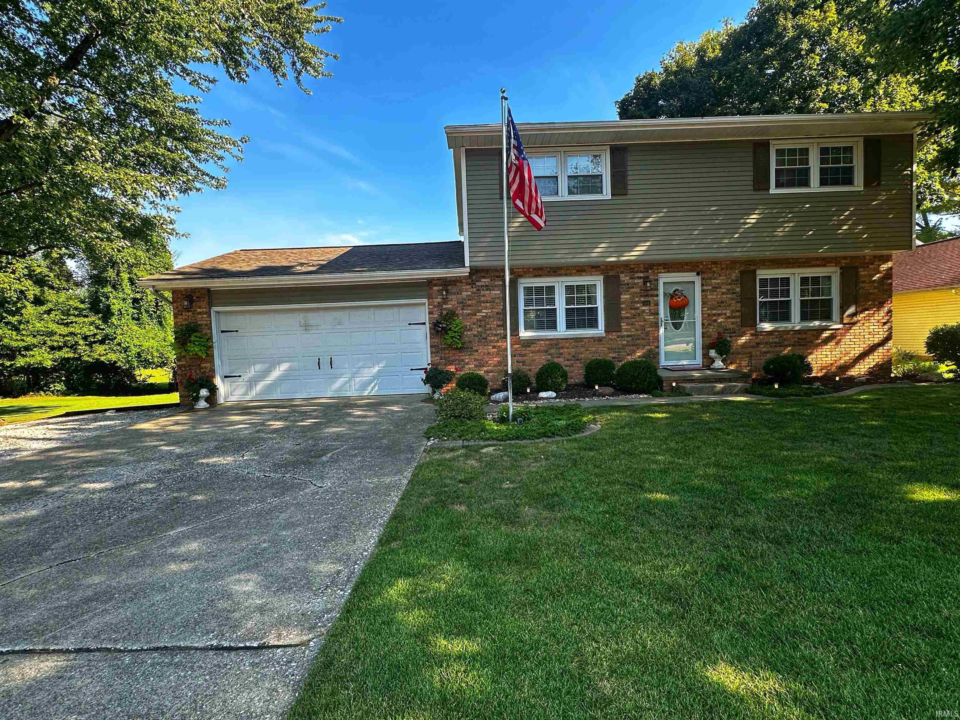 504 E Highland Avenue Property Photo 1