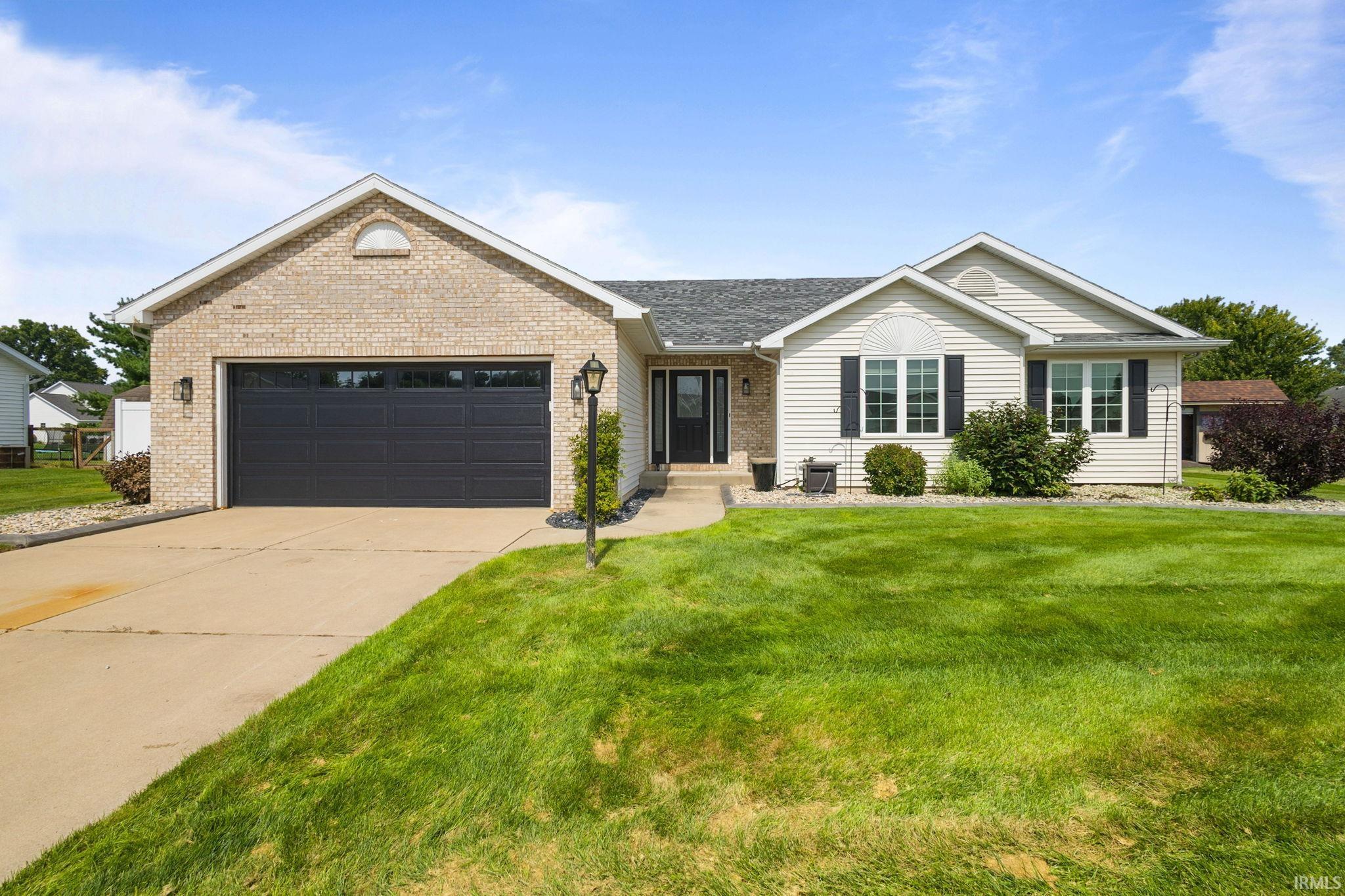 11101 Golden Pheasant Drive Property Photo 1