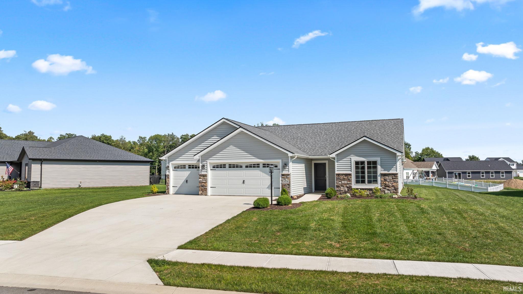 3418 Bruin Pass