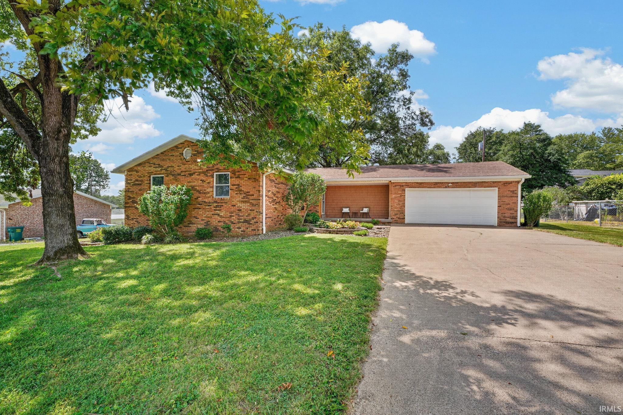 2538 Woods Drive Property Photo 1