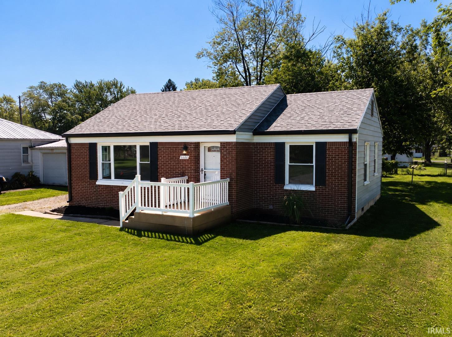 1101 W Dunn Avenue Property Photo 1
