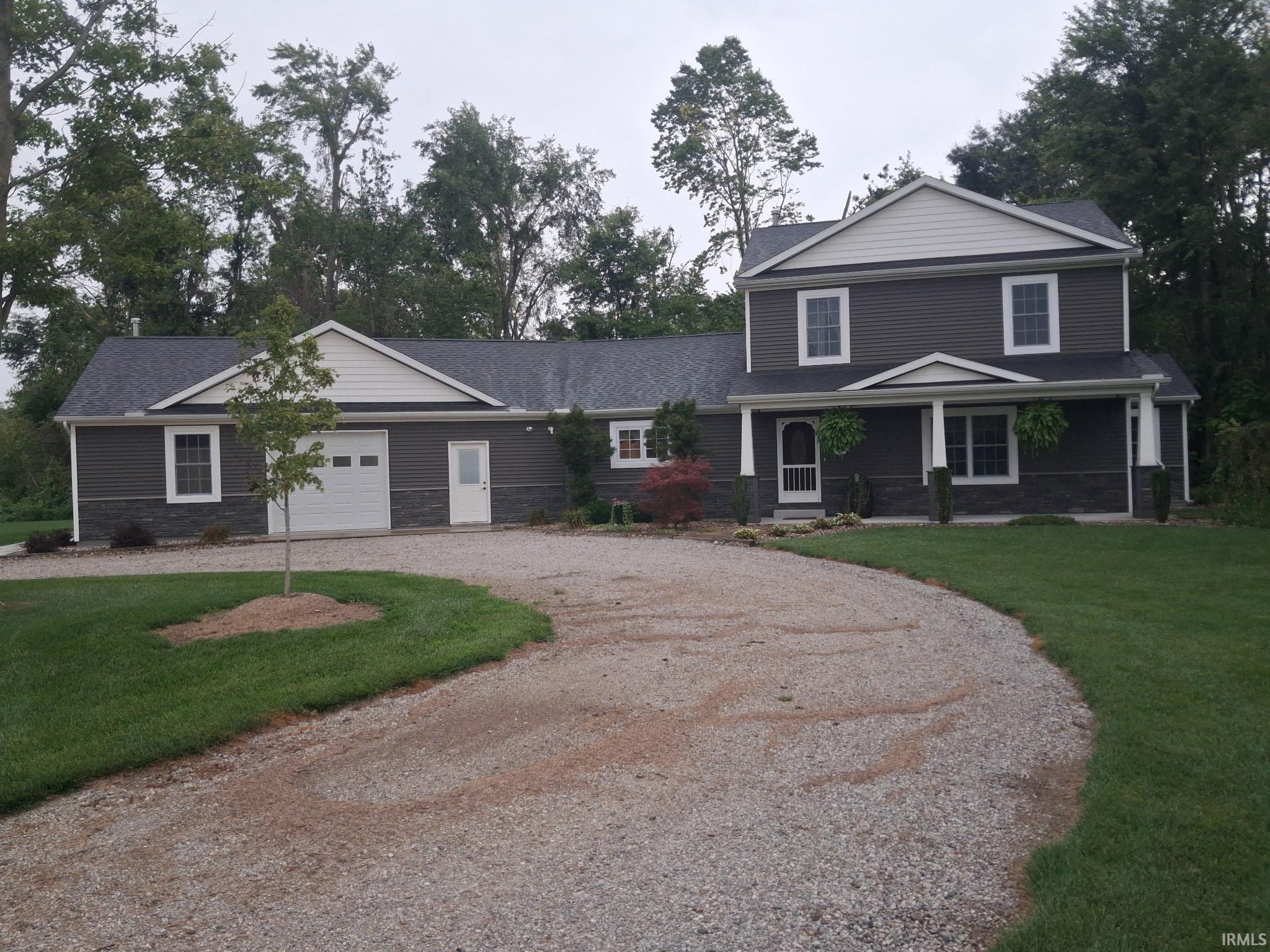 5255 N 675 Property Photo 1