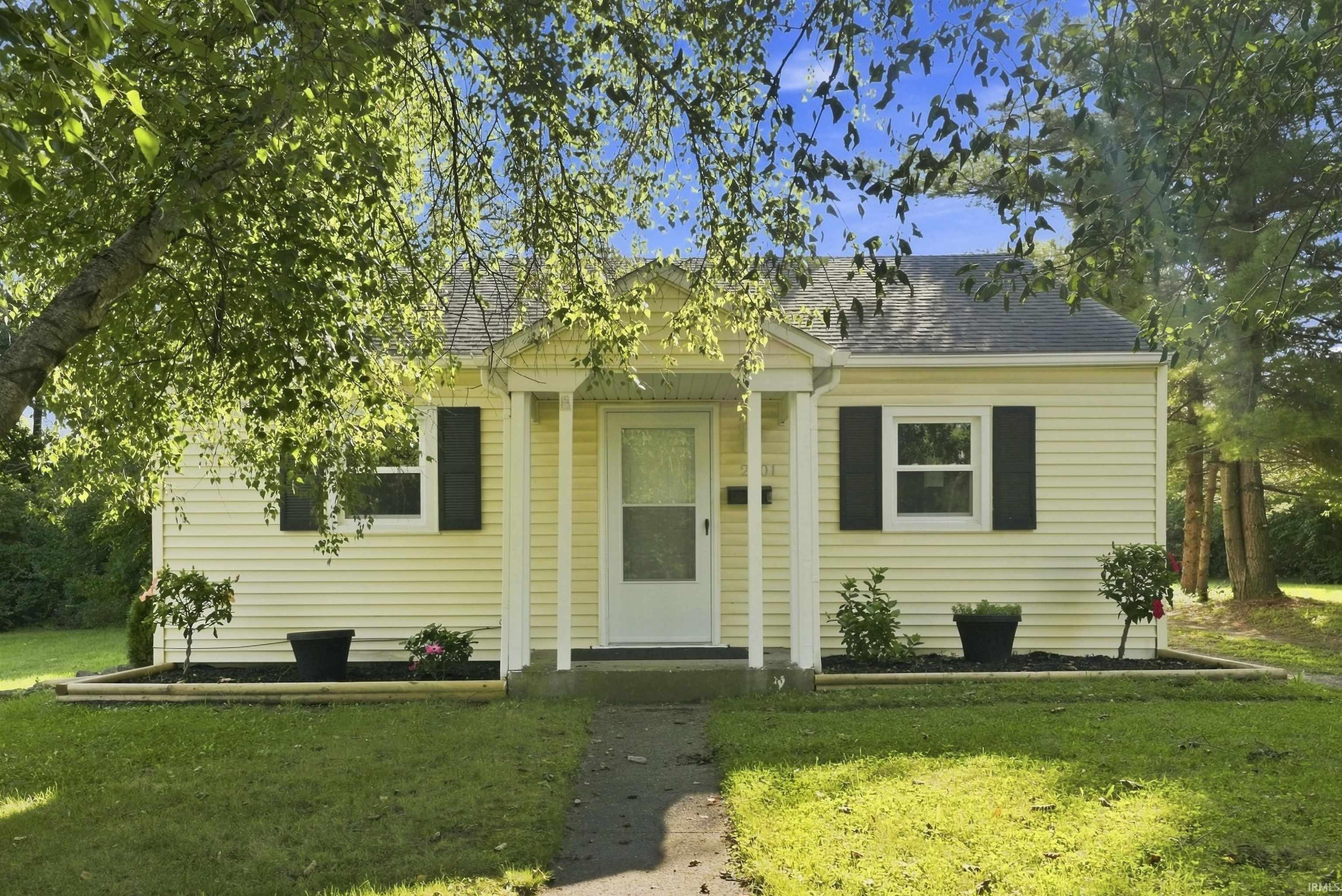 2101 Shadybrook Drive Property Photo 1