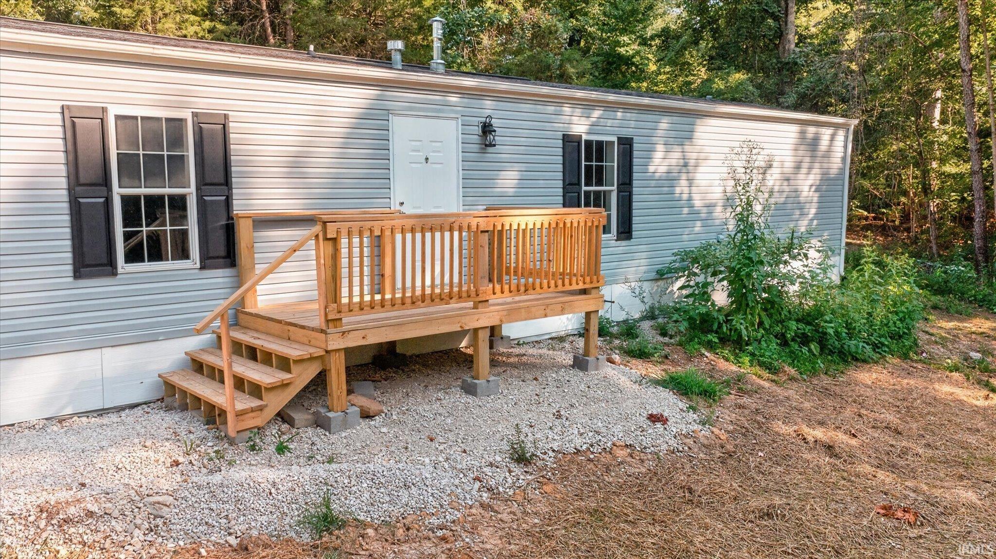 8253 State Highway 43 Property Photo 1