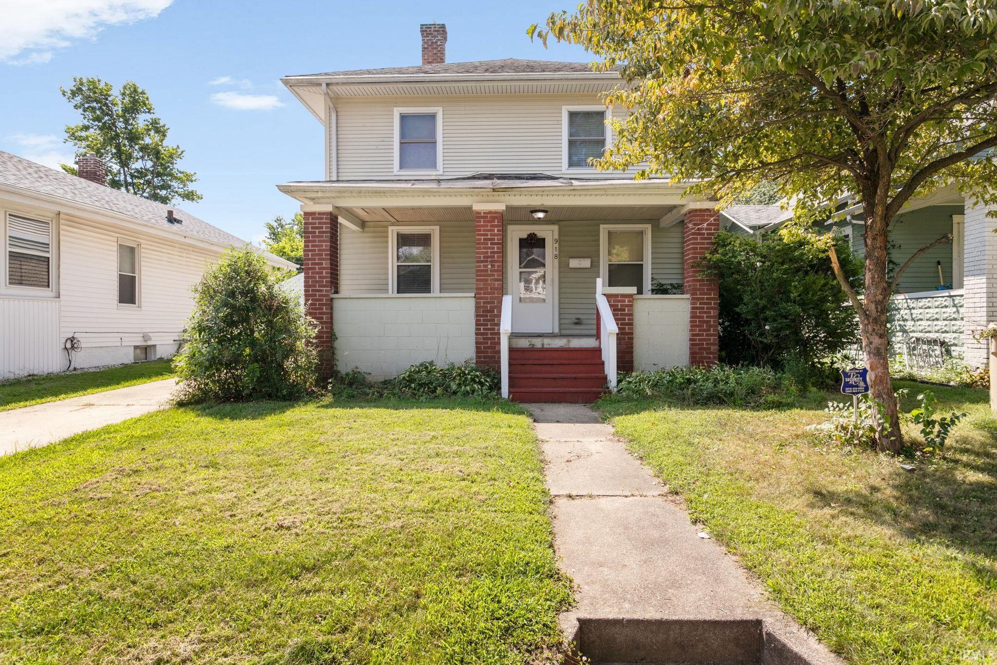 918 E Fox Street Property Photo 1