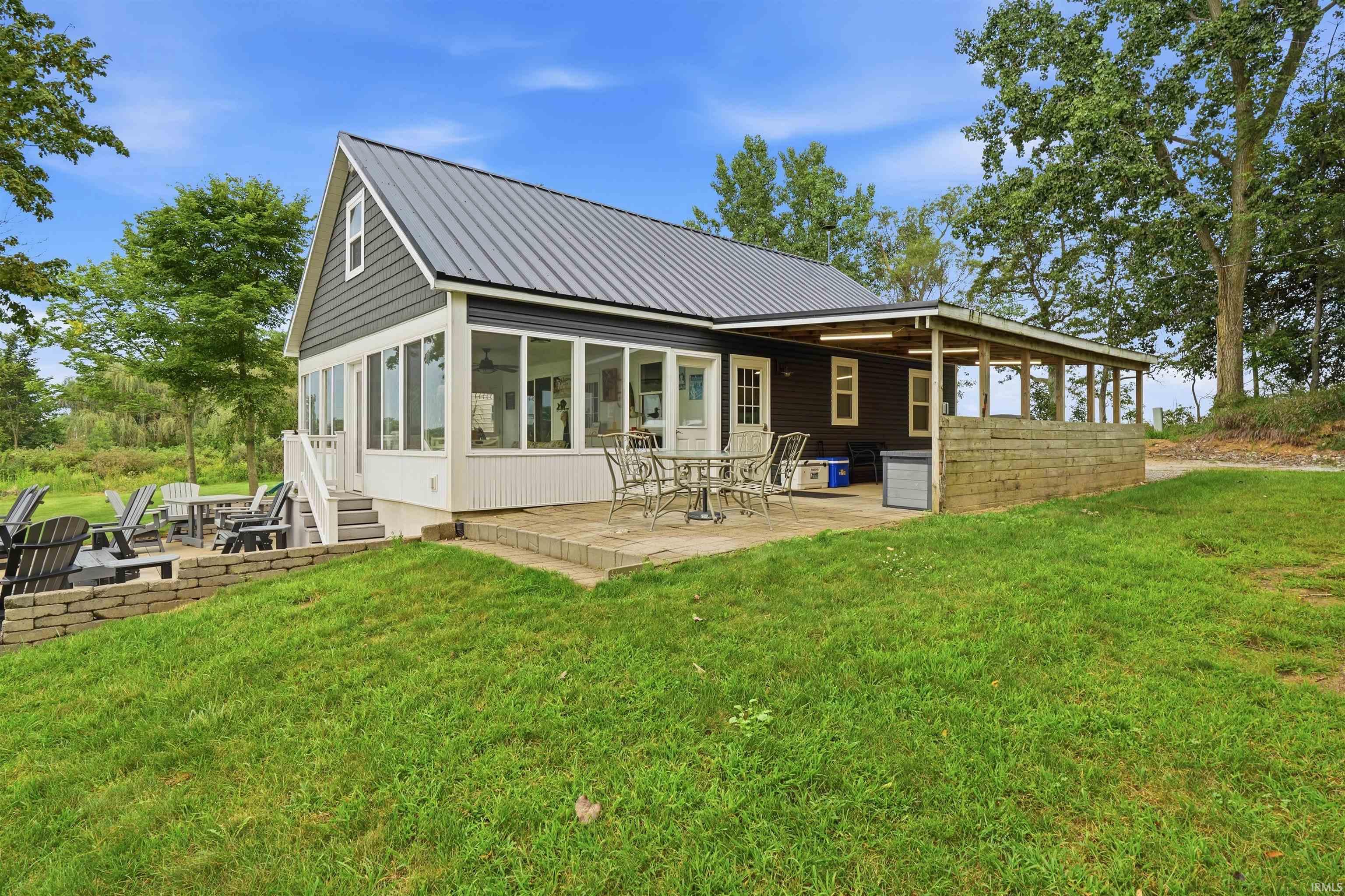 5443 W Diamond Lake Road Property Photo 1