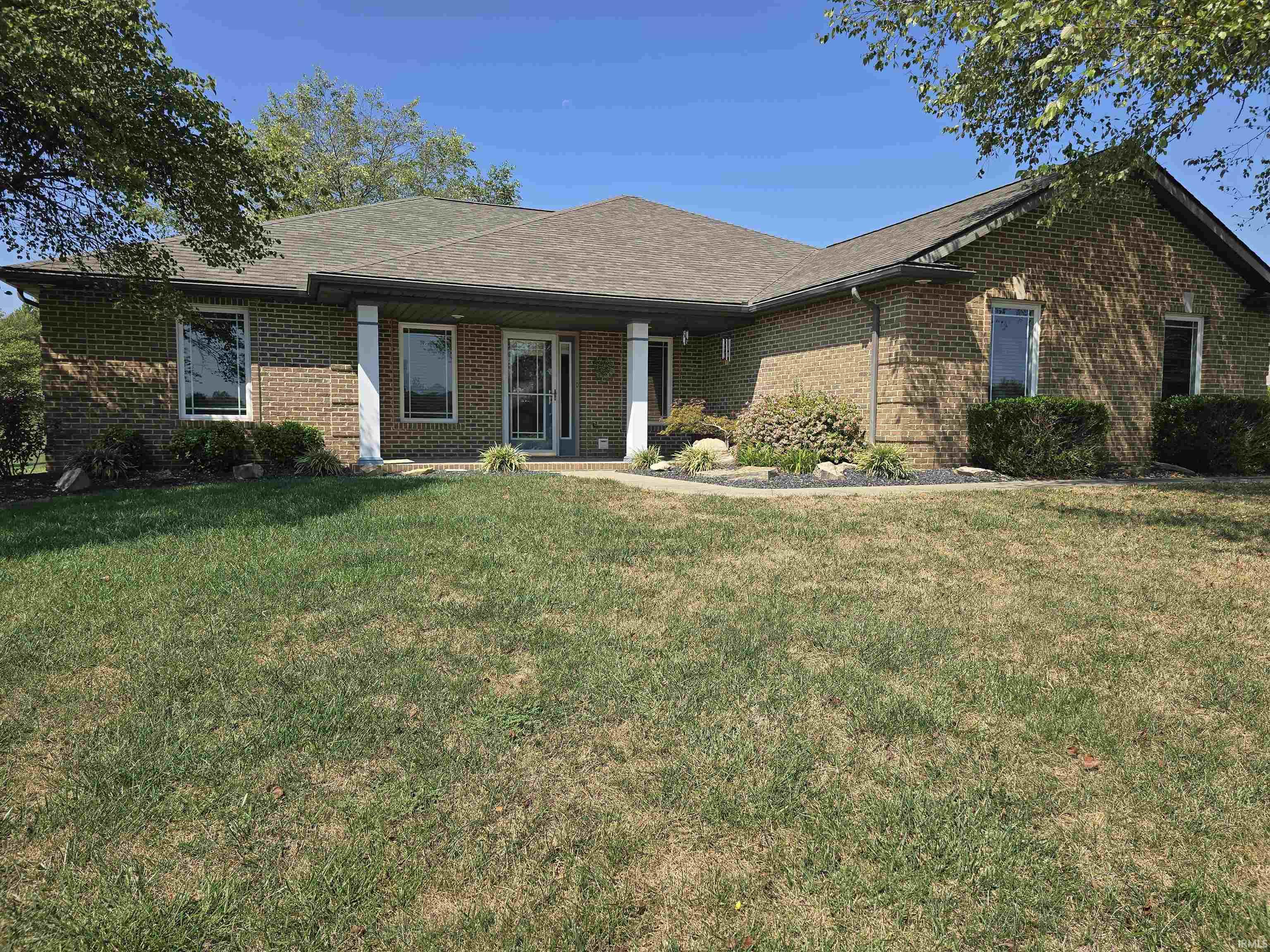 657 N Savannah Drive Property Photo 1