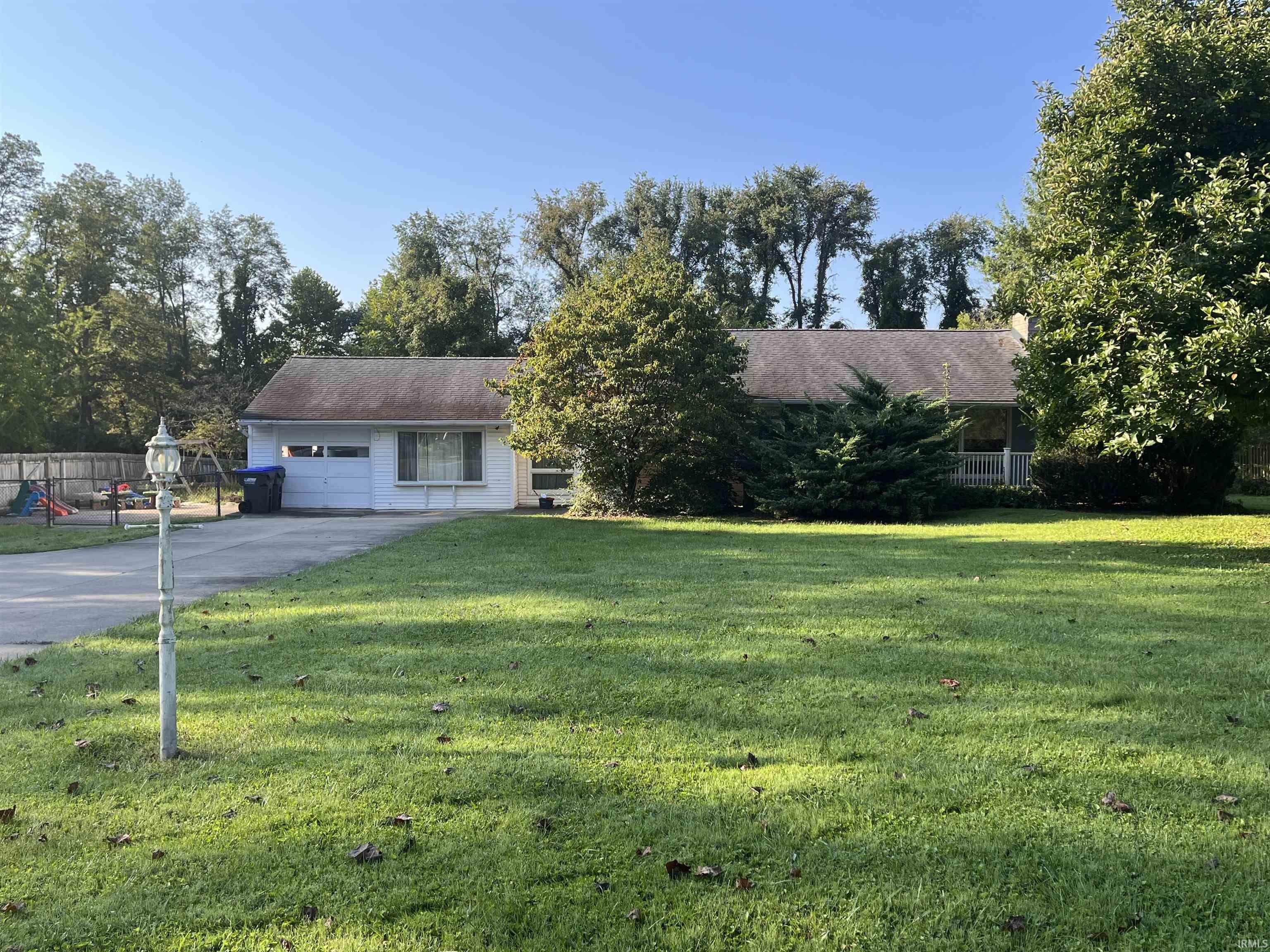 1350 E Rhorer Road Property Photo 1