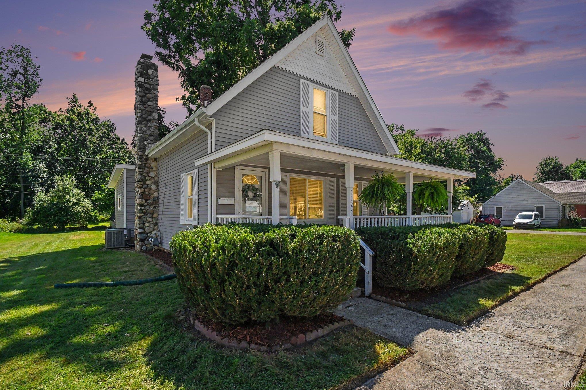 1123 Sycamore Street Property Photo 1