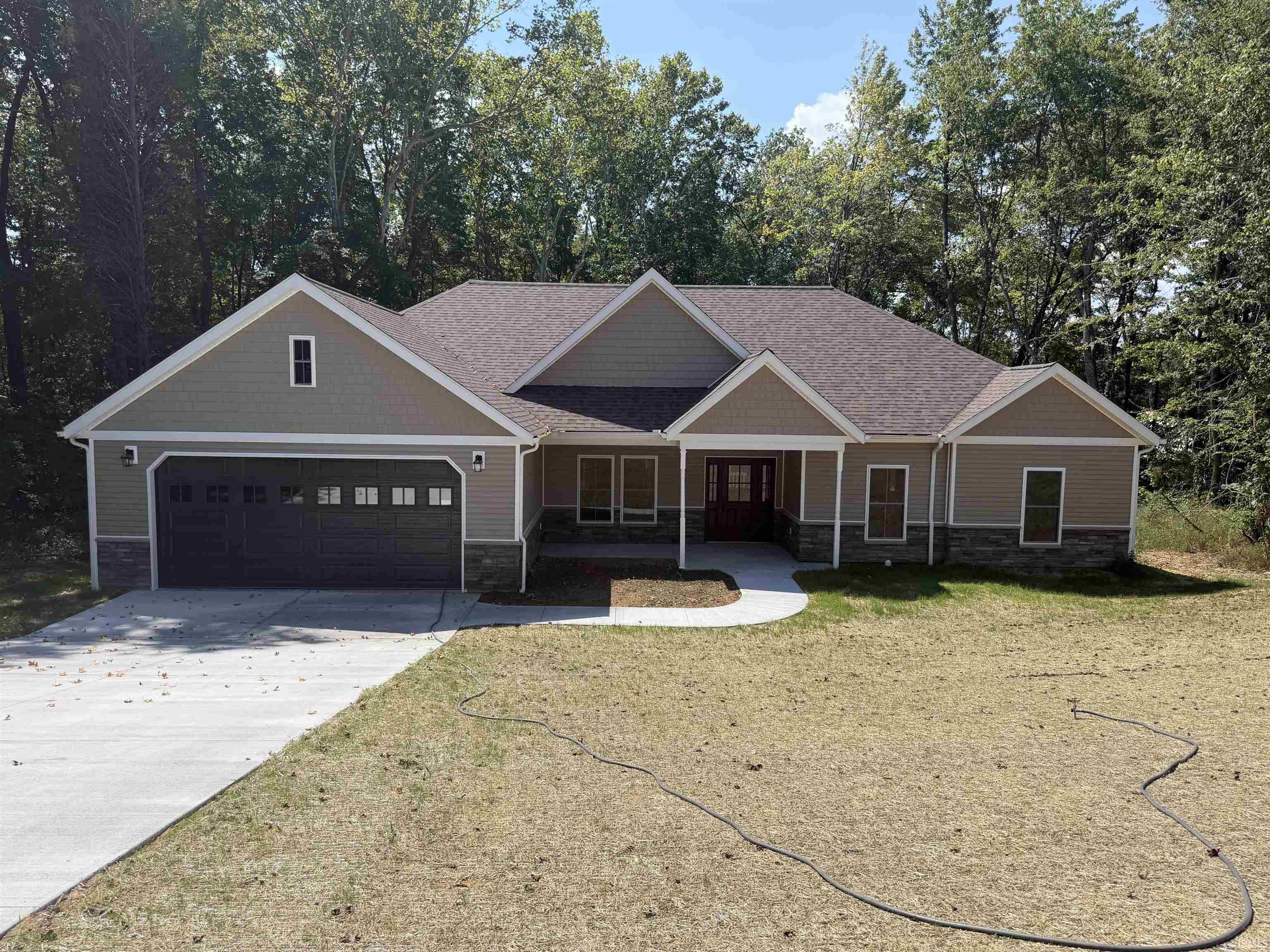 157 E Silver Bell Court