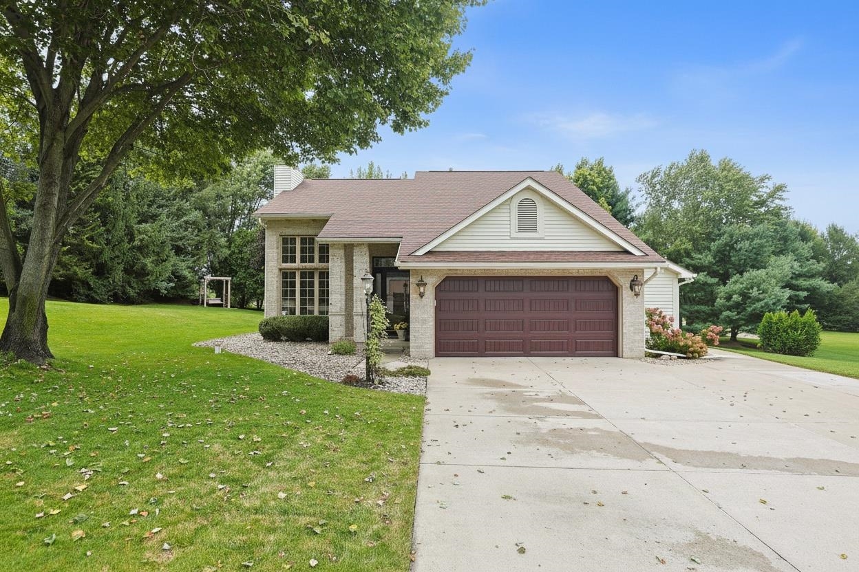 33983 Prairie Knolls Drive Property Photo 1