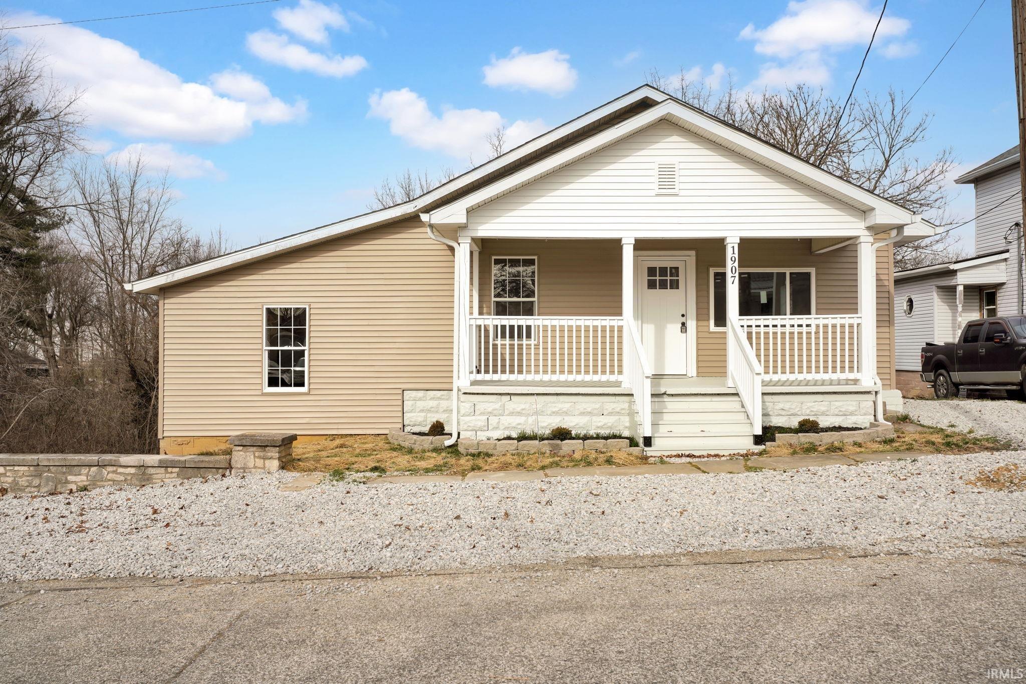 1907 11th Street Property Photo 1