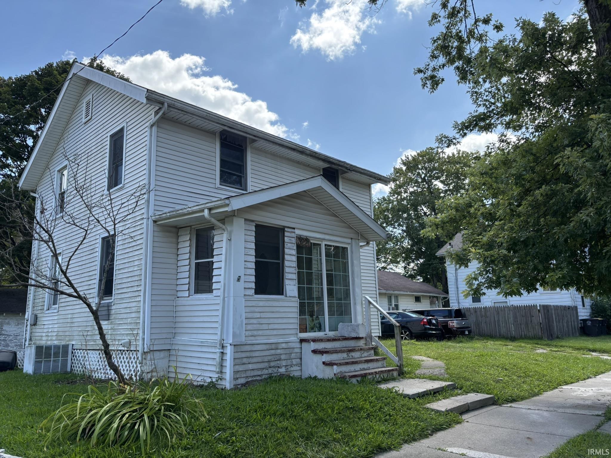 3221 Euclid Avenue Property Photo 1
