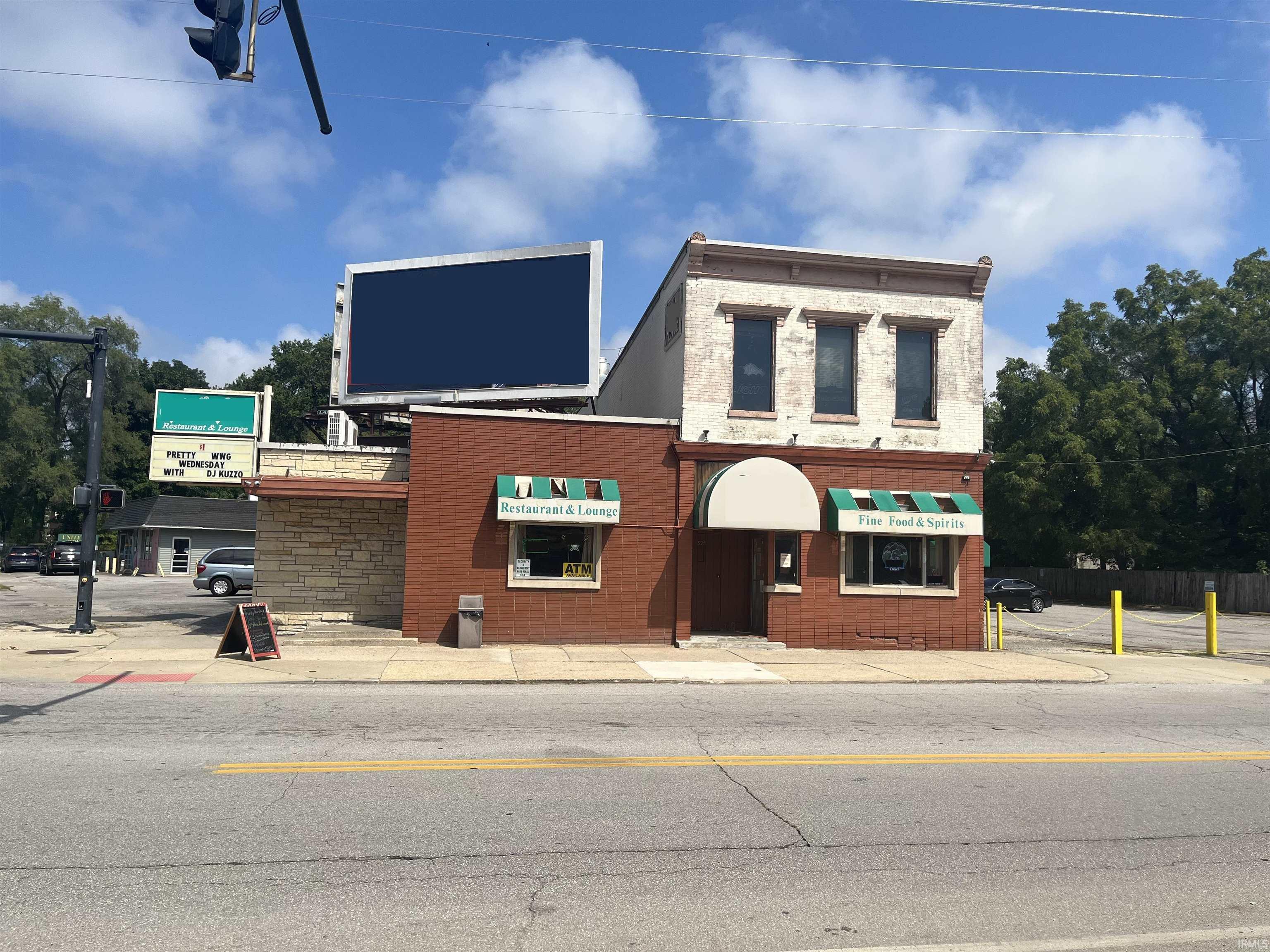 325 W Marion Street
