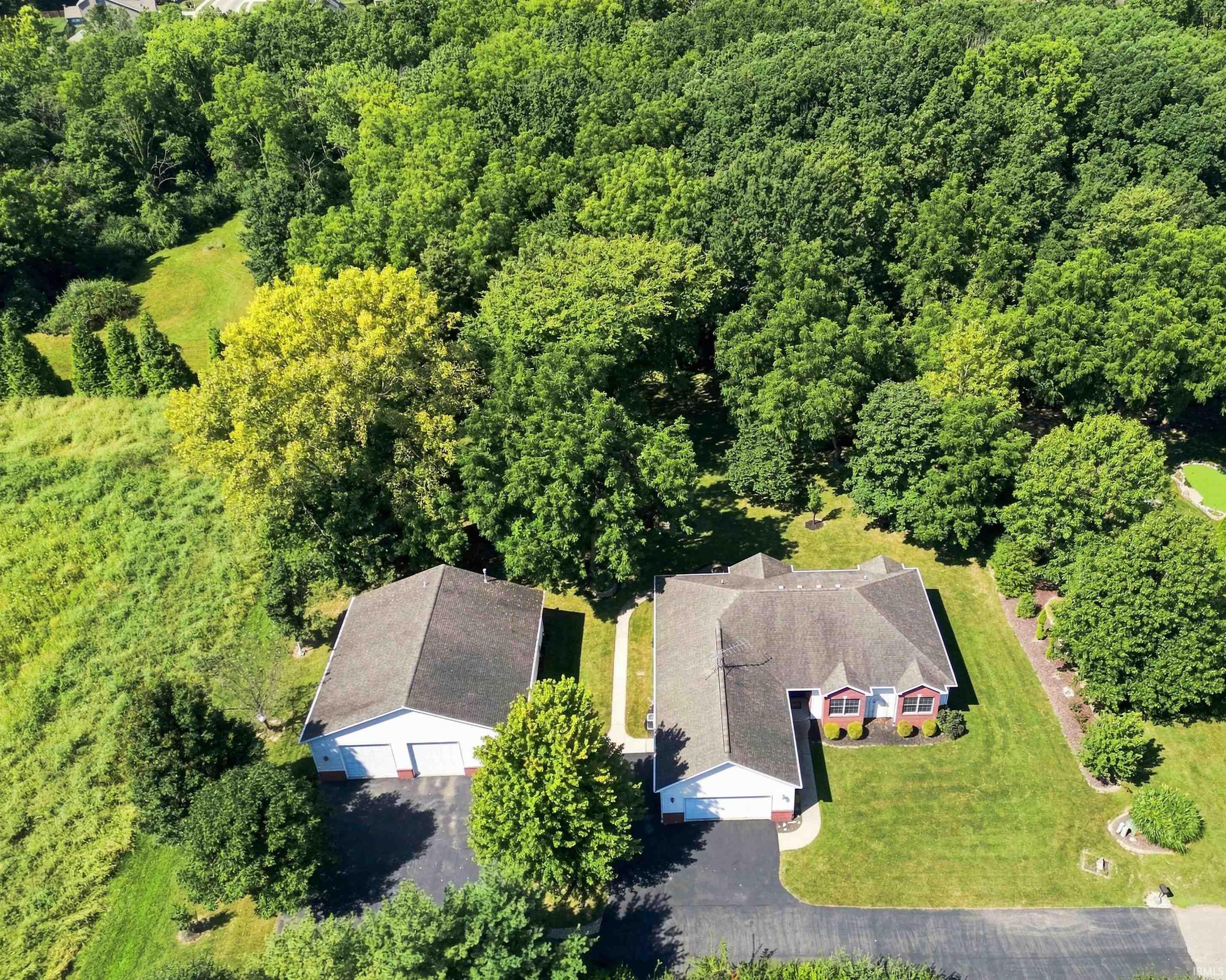 2811 Chinagrove Drive Property Photo 1