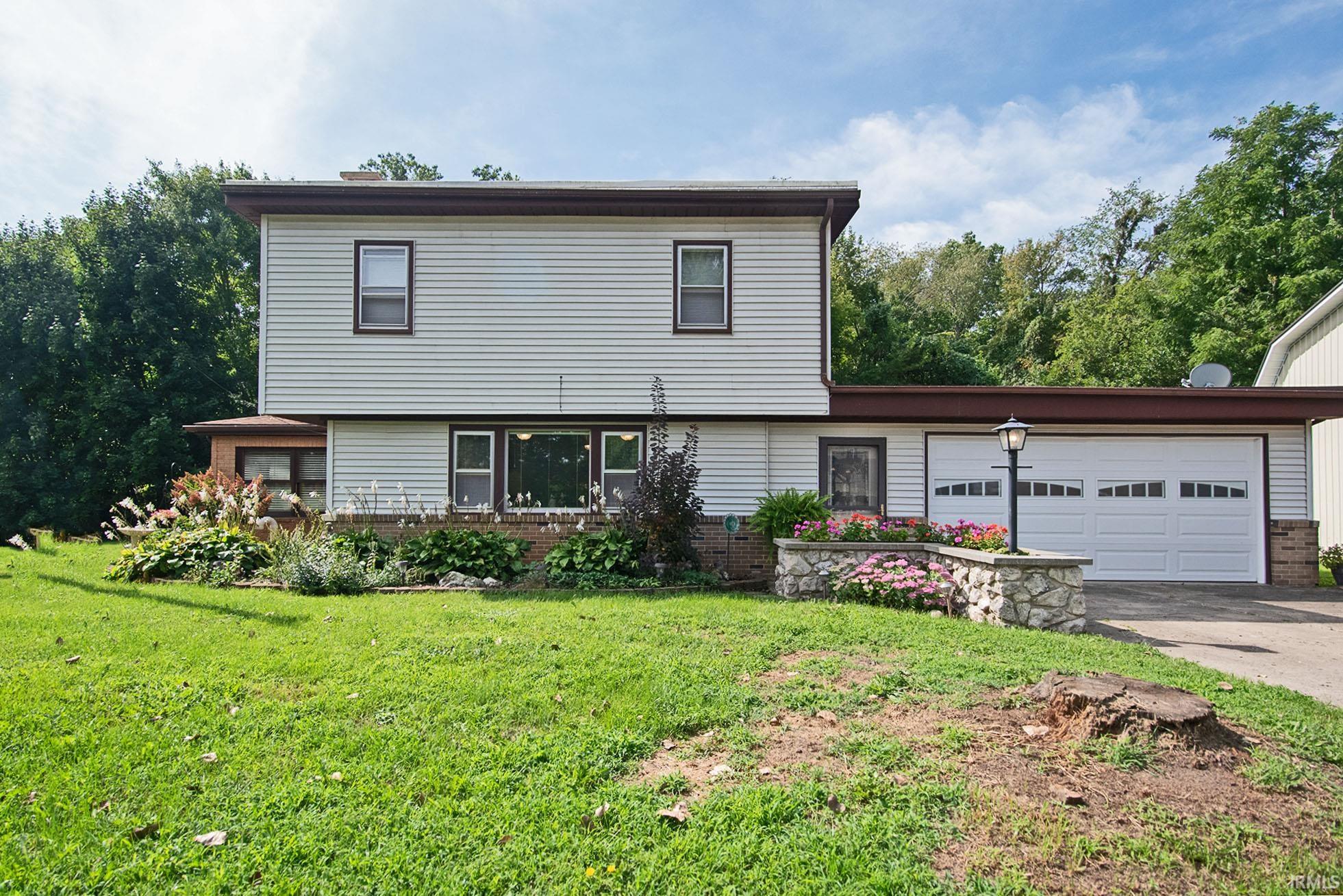 9615 N Steinbarger Lake Drive Property Photo 1