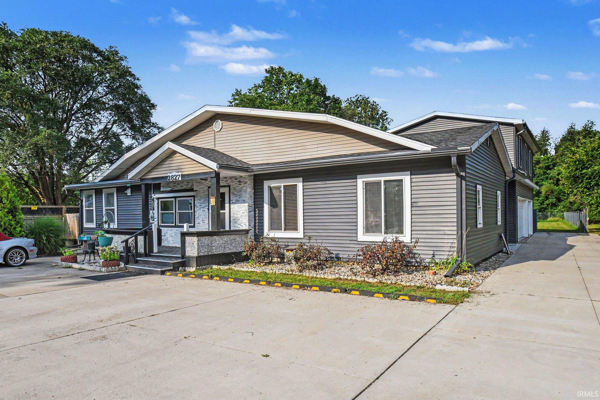 2827 Edwardsburg Avenue Property Photo 1