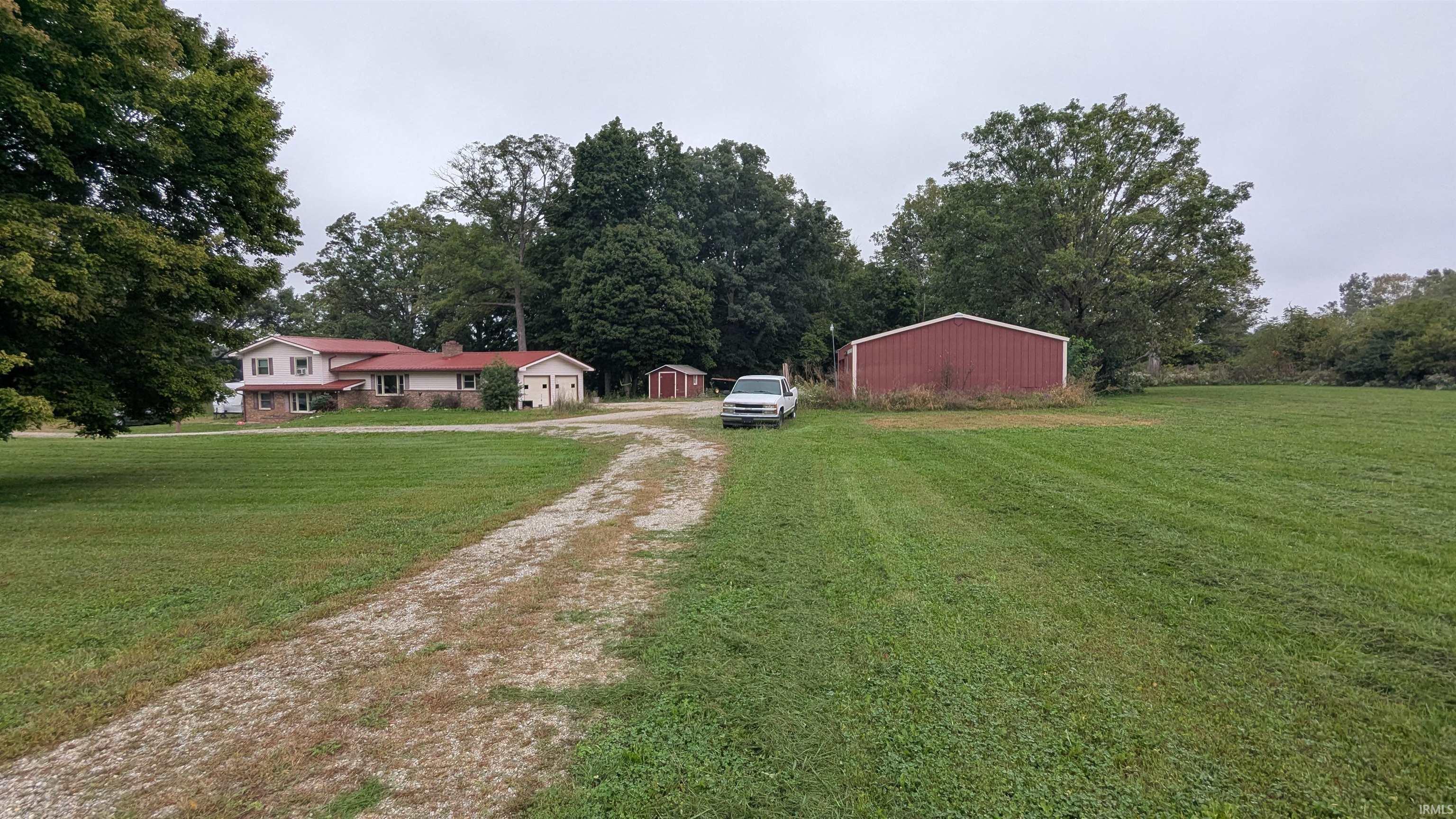 8141 Wheeling Pike Property Photo 1