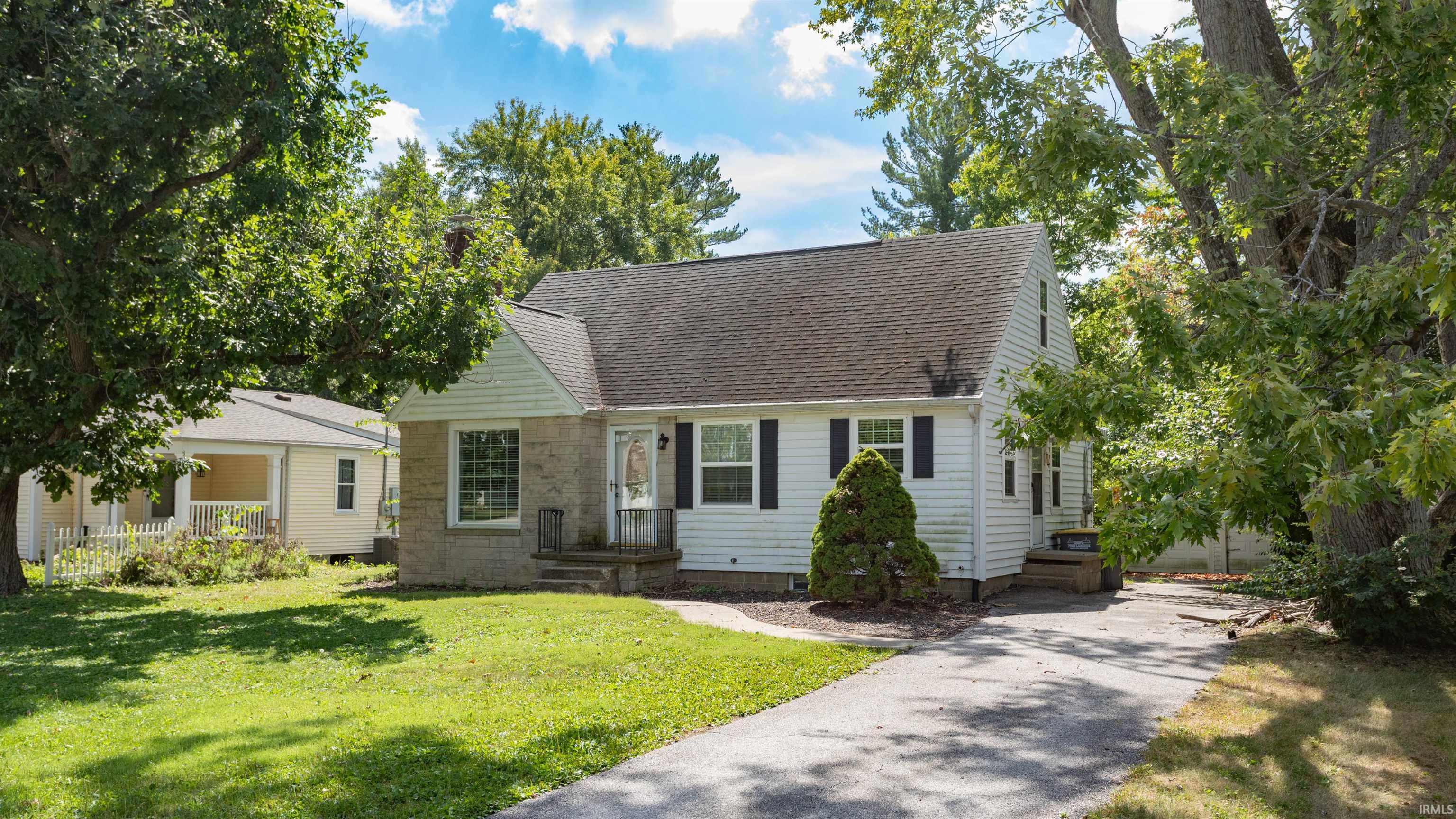 1005 Lindberg Road Property Photo 1