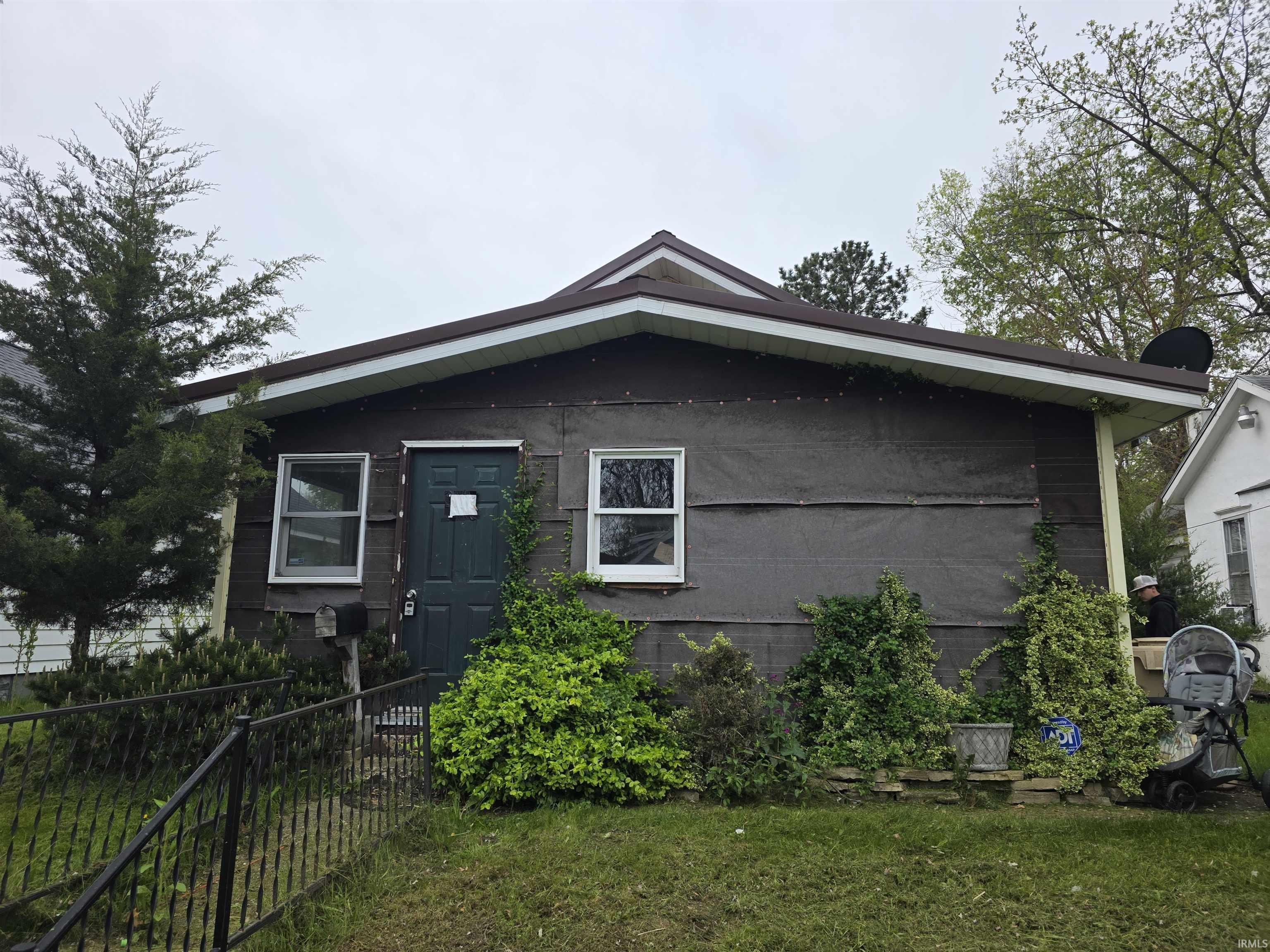 1414 Bowman Street Property Photo 1