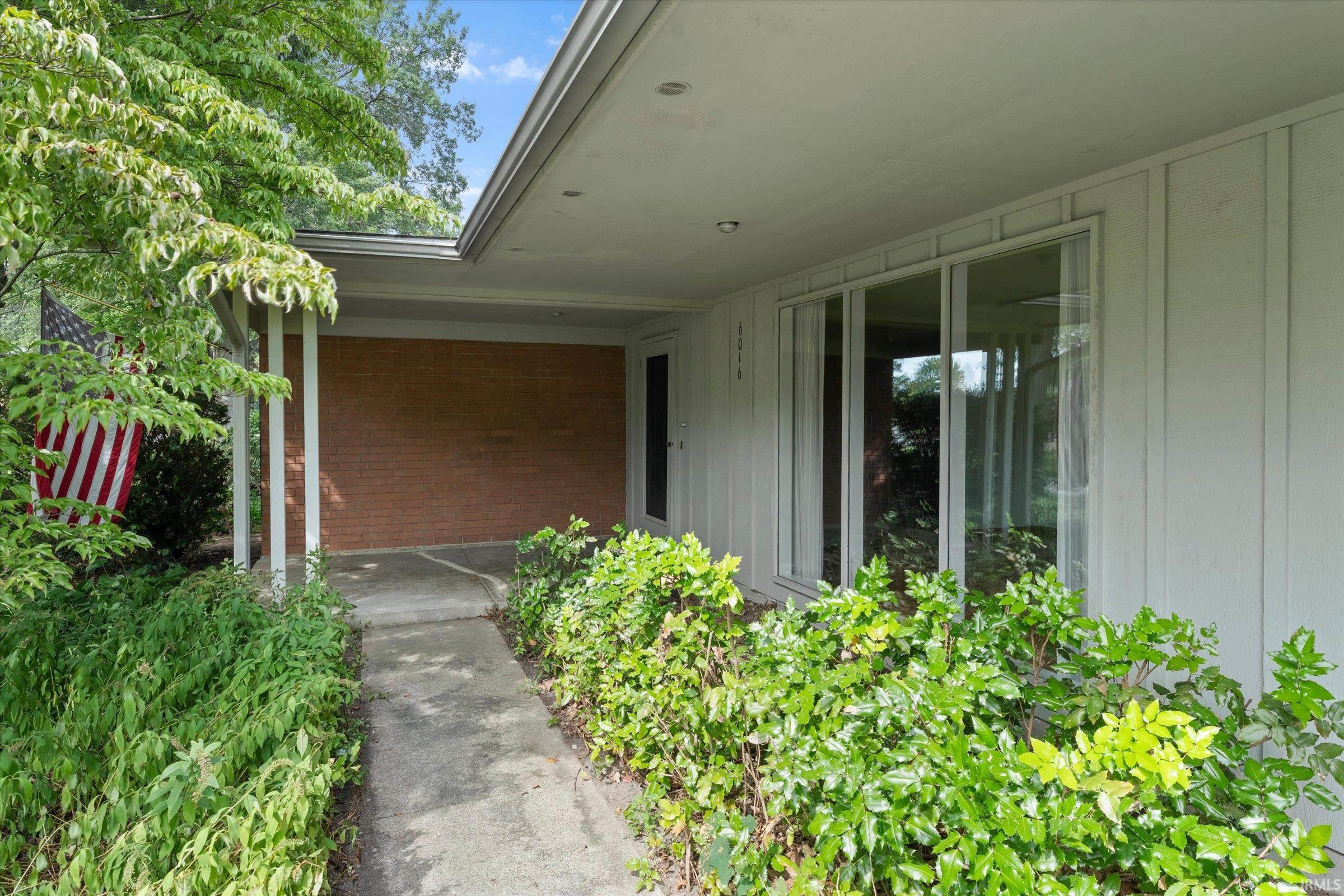 6016 Harrow Drive Property Photo 1