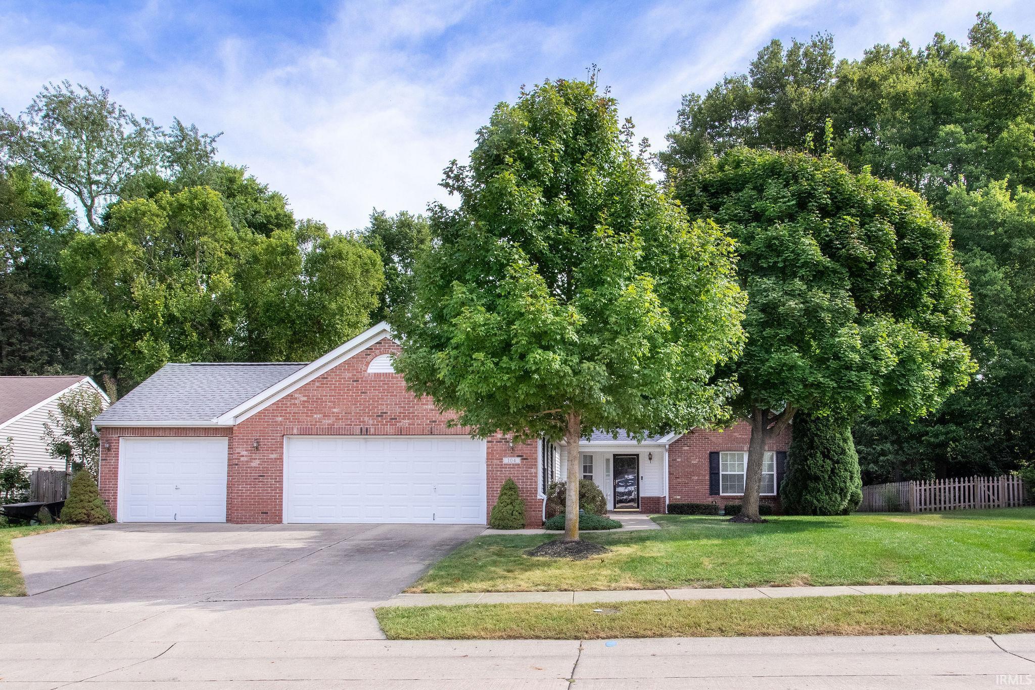 104 Trowbridge Drive Property Photo 1