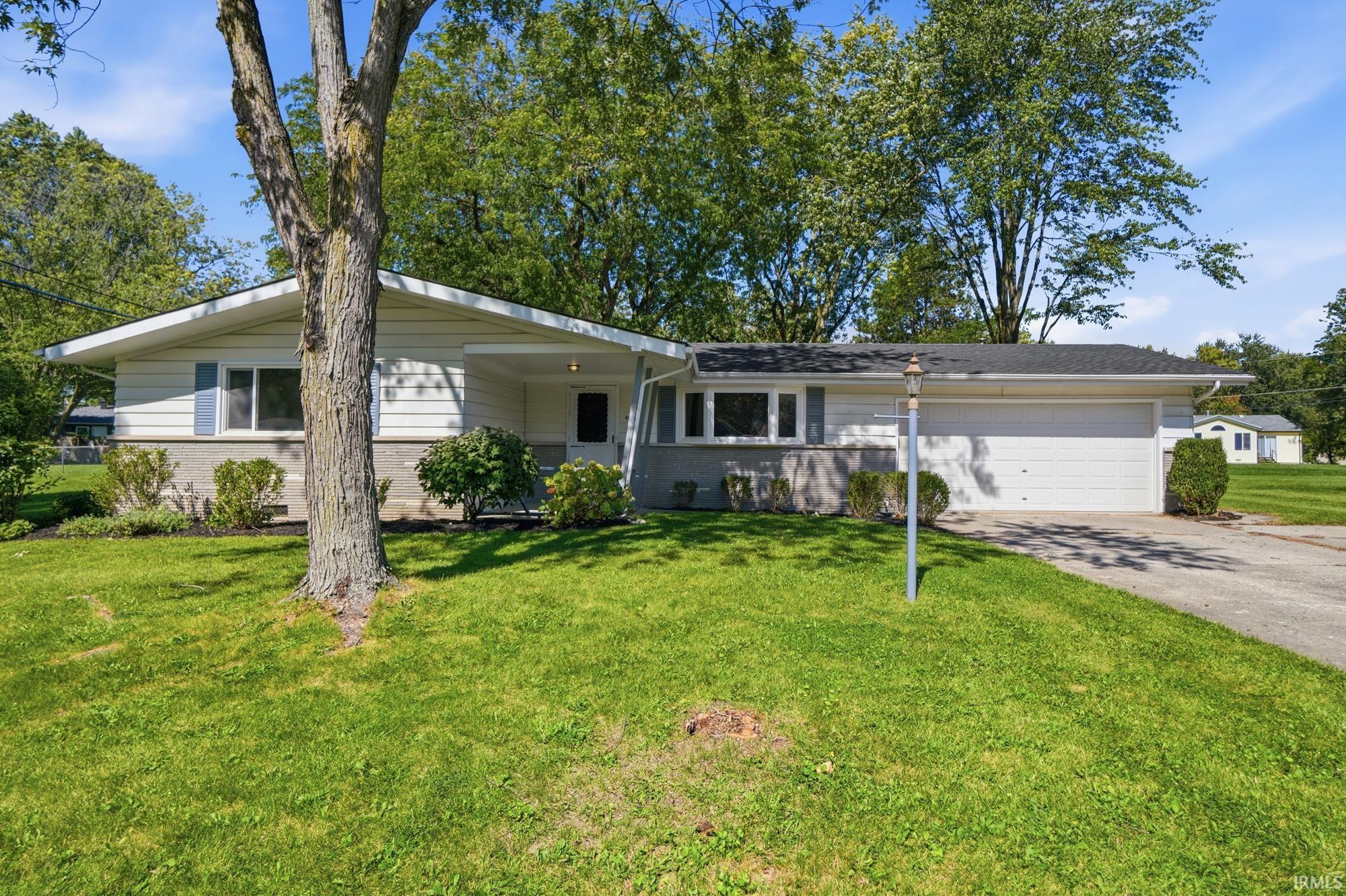 4015 Wedgewood Drive Property Photo 1