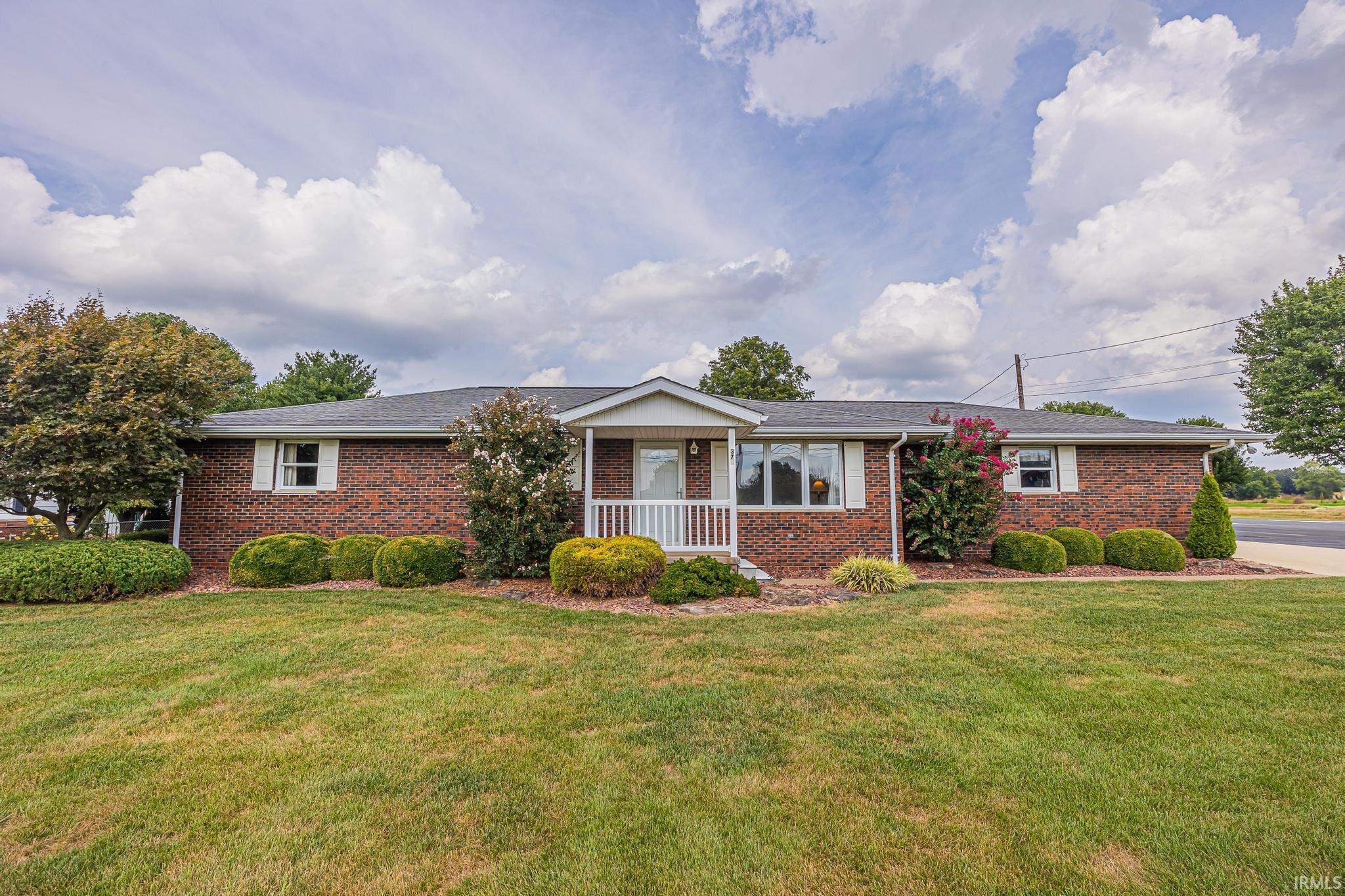 372 E Sunset Drive Property Photo 1