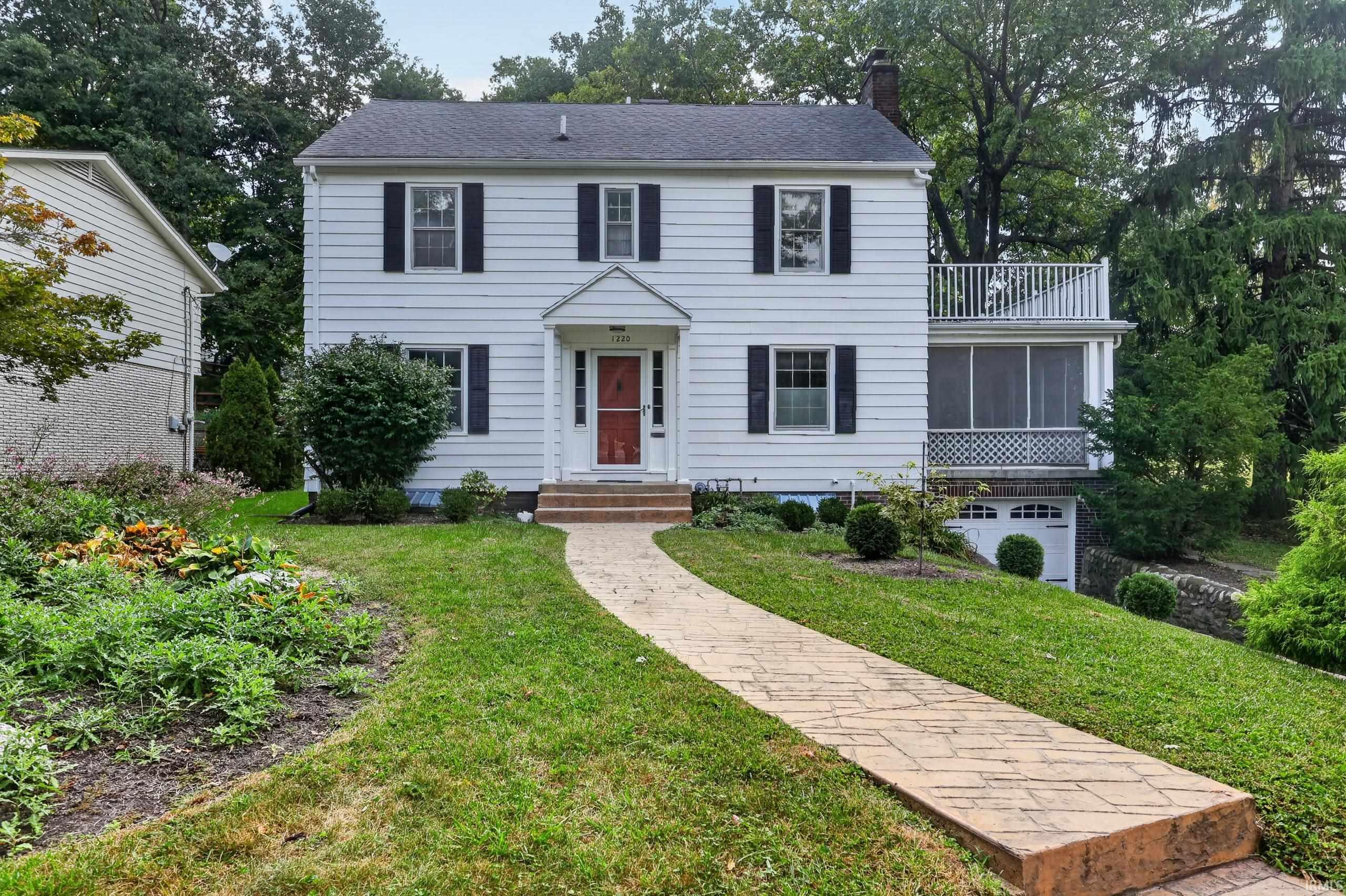 1220 Ravinia Road Property Photo 1