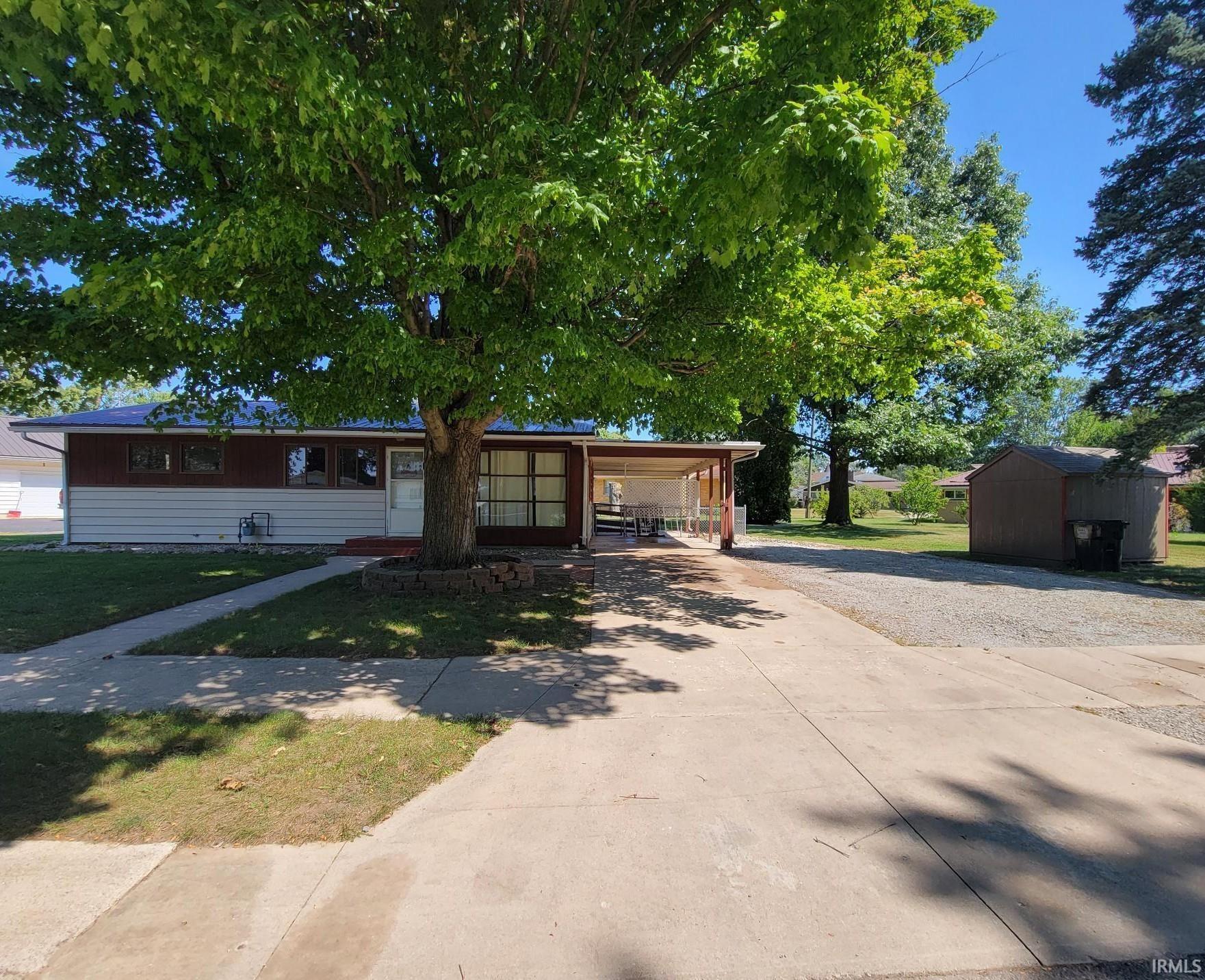 1603 Sunset Court Property Photo 1