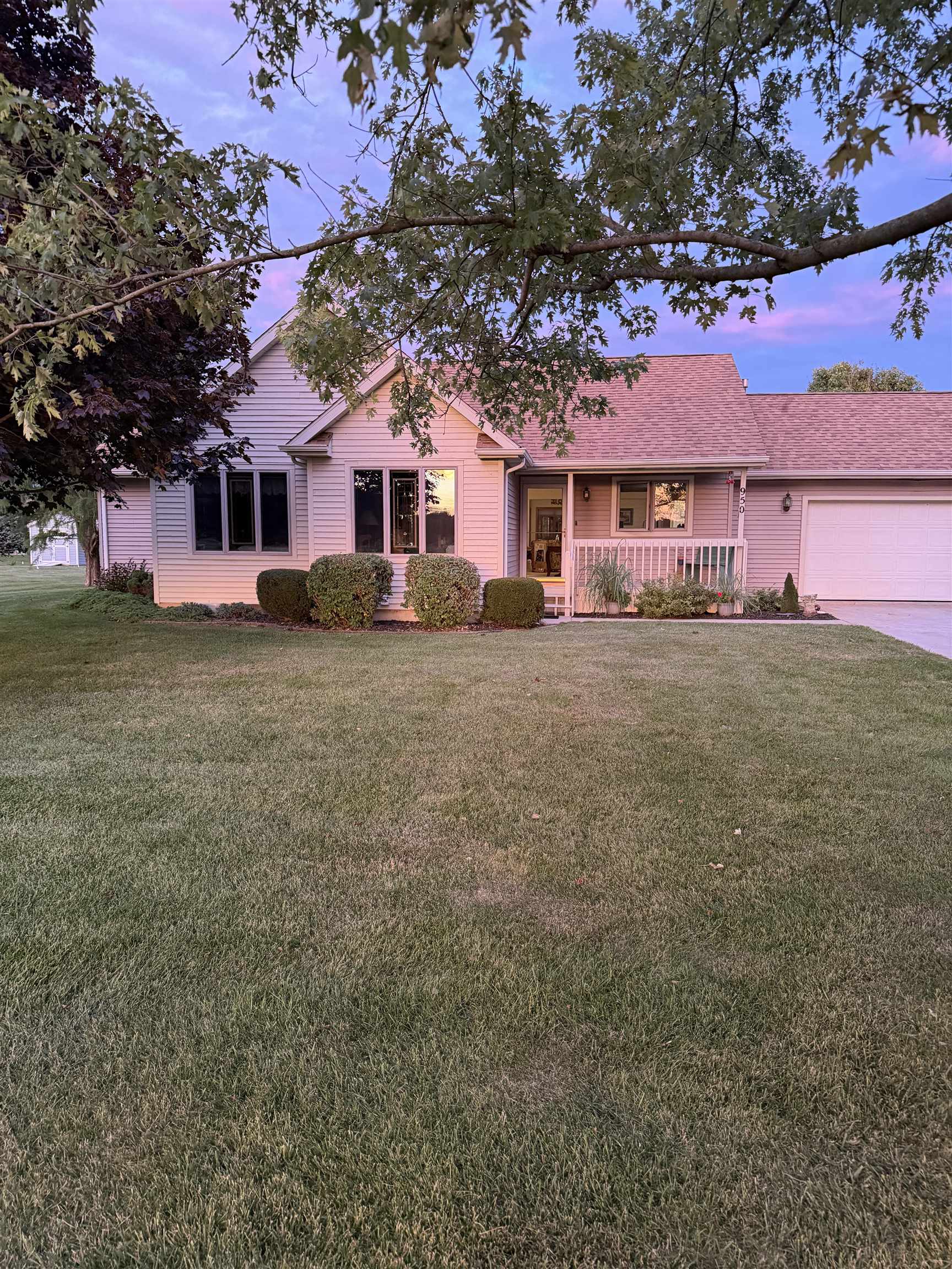 950 N 100 E Road Property Photo 1