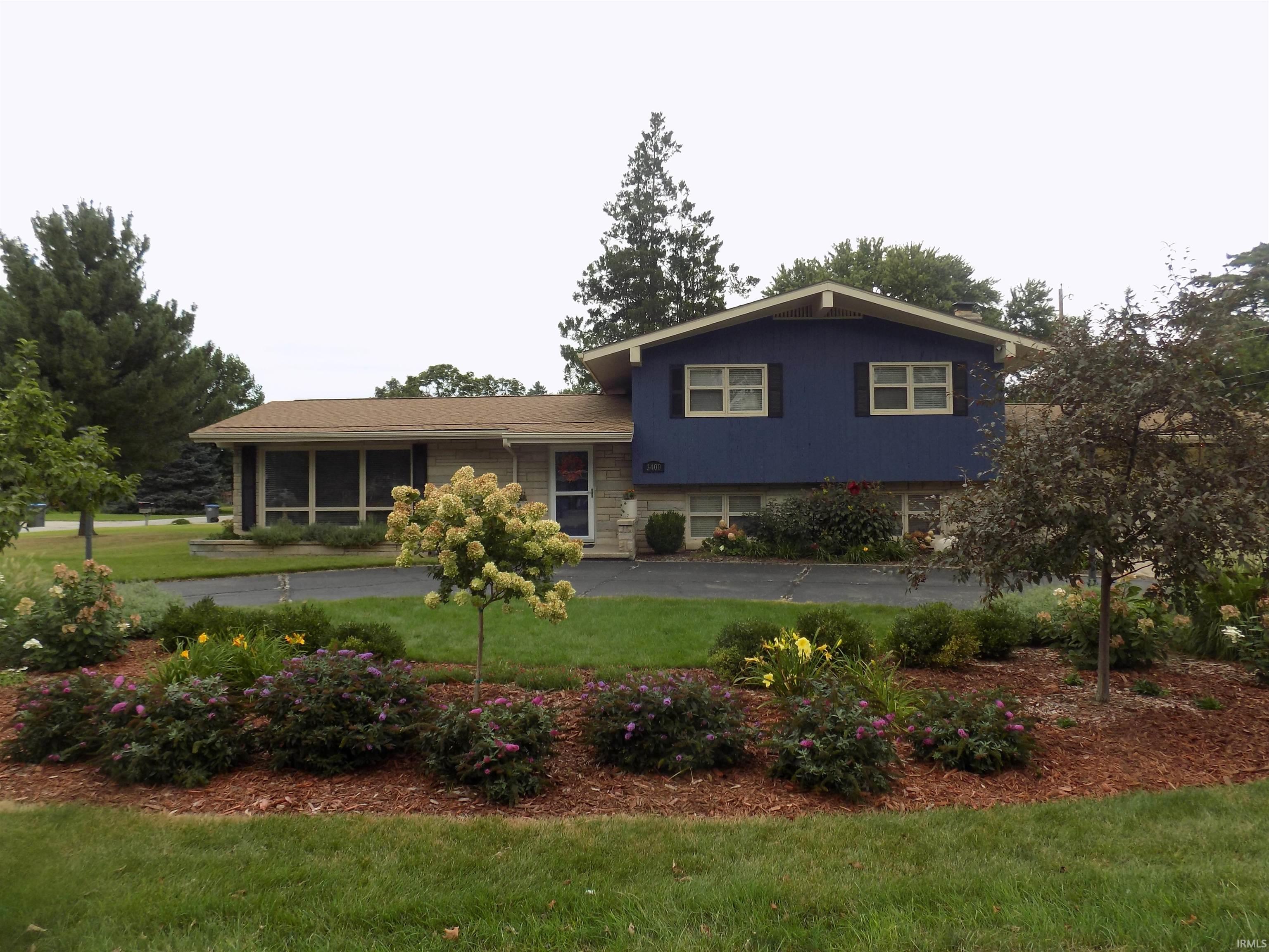 3400 Wood Street Property Photo 1