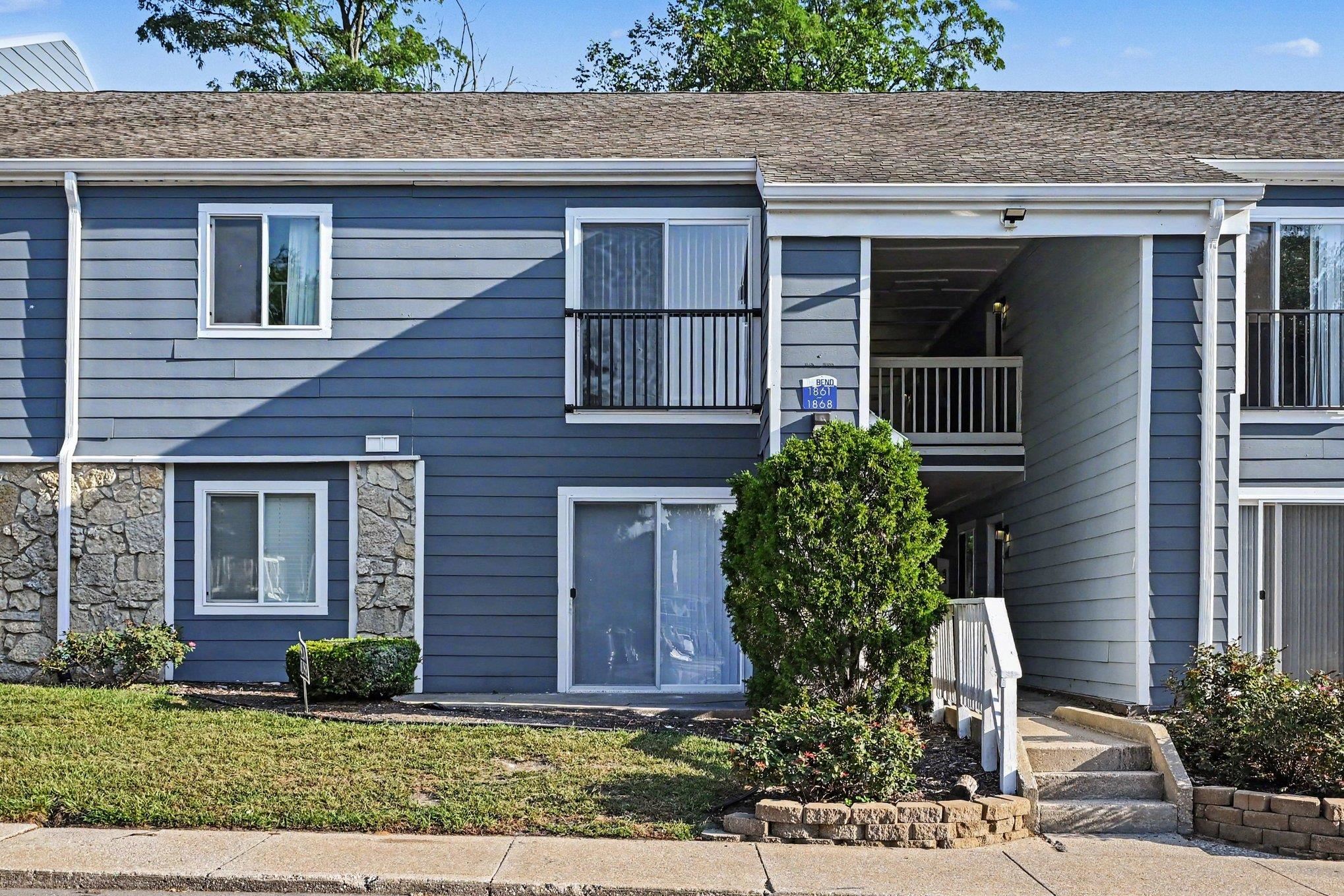 1801 Irish Way #1865 Property Photo 1