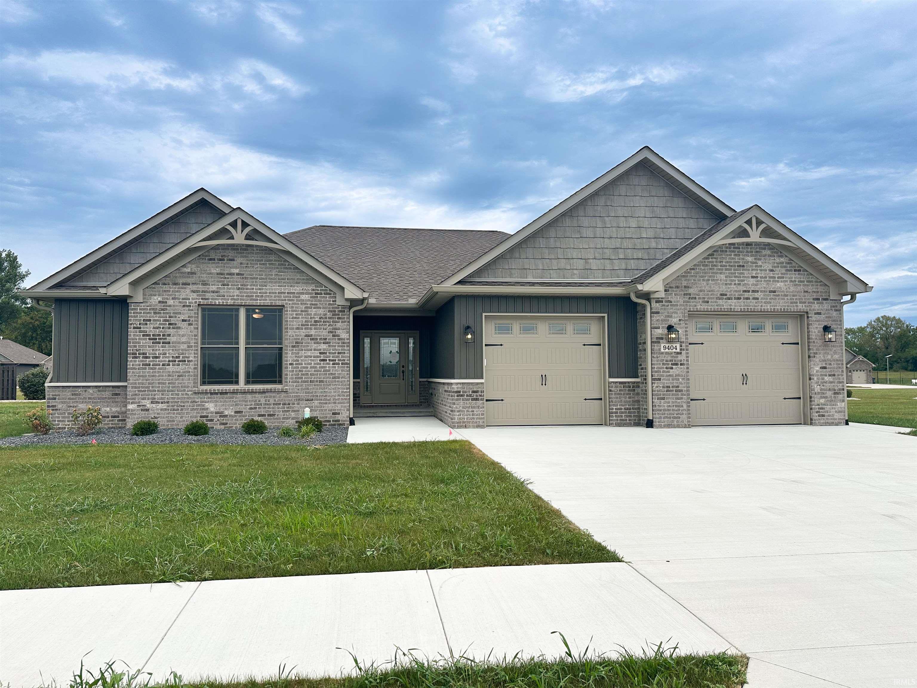 9404 W Premier Drive