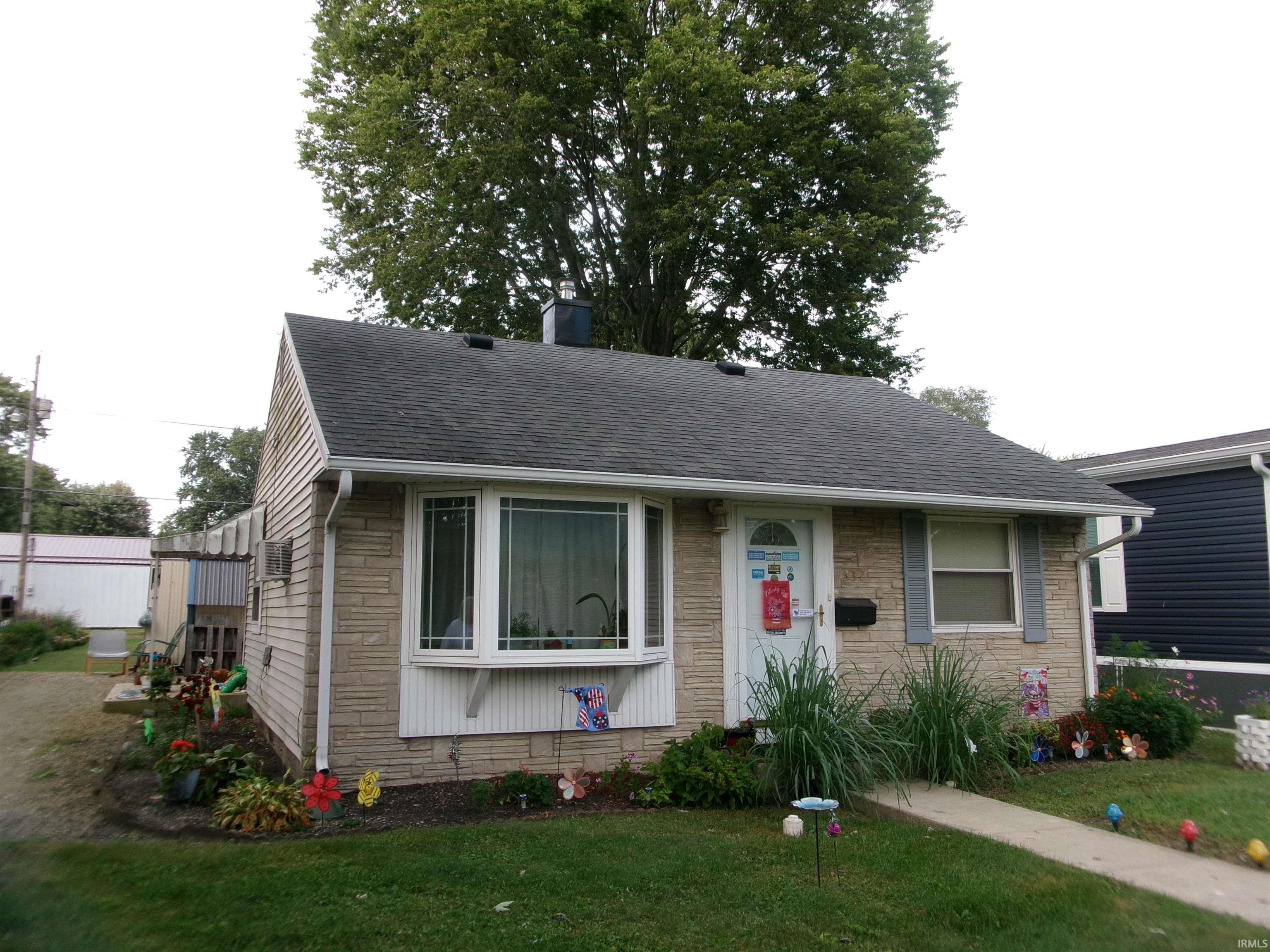 332 Monroe Avenue Property Photo 1
