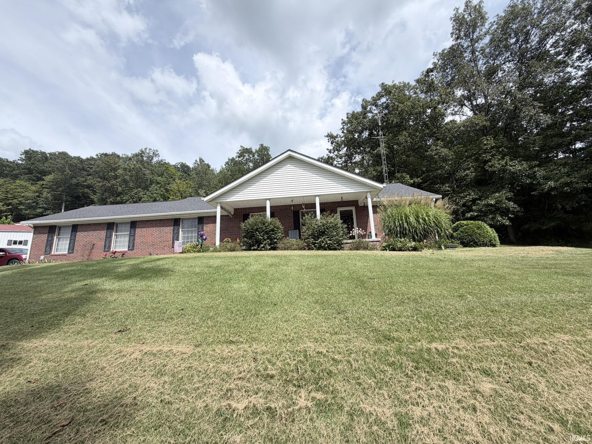 8724 Bellsville Pike Property Photo 1