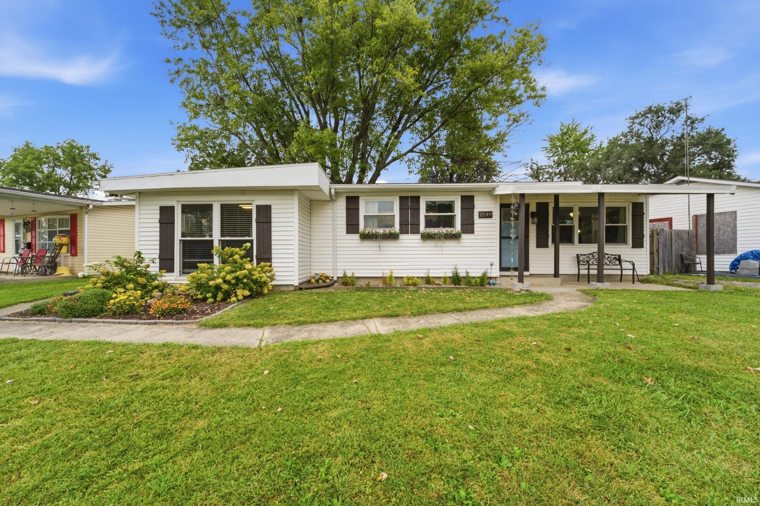 2549 Cambridge Road Property Photo 1