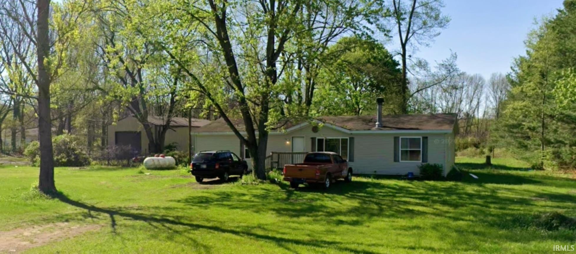 11185 E Division Road Property Photo 1