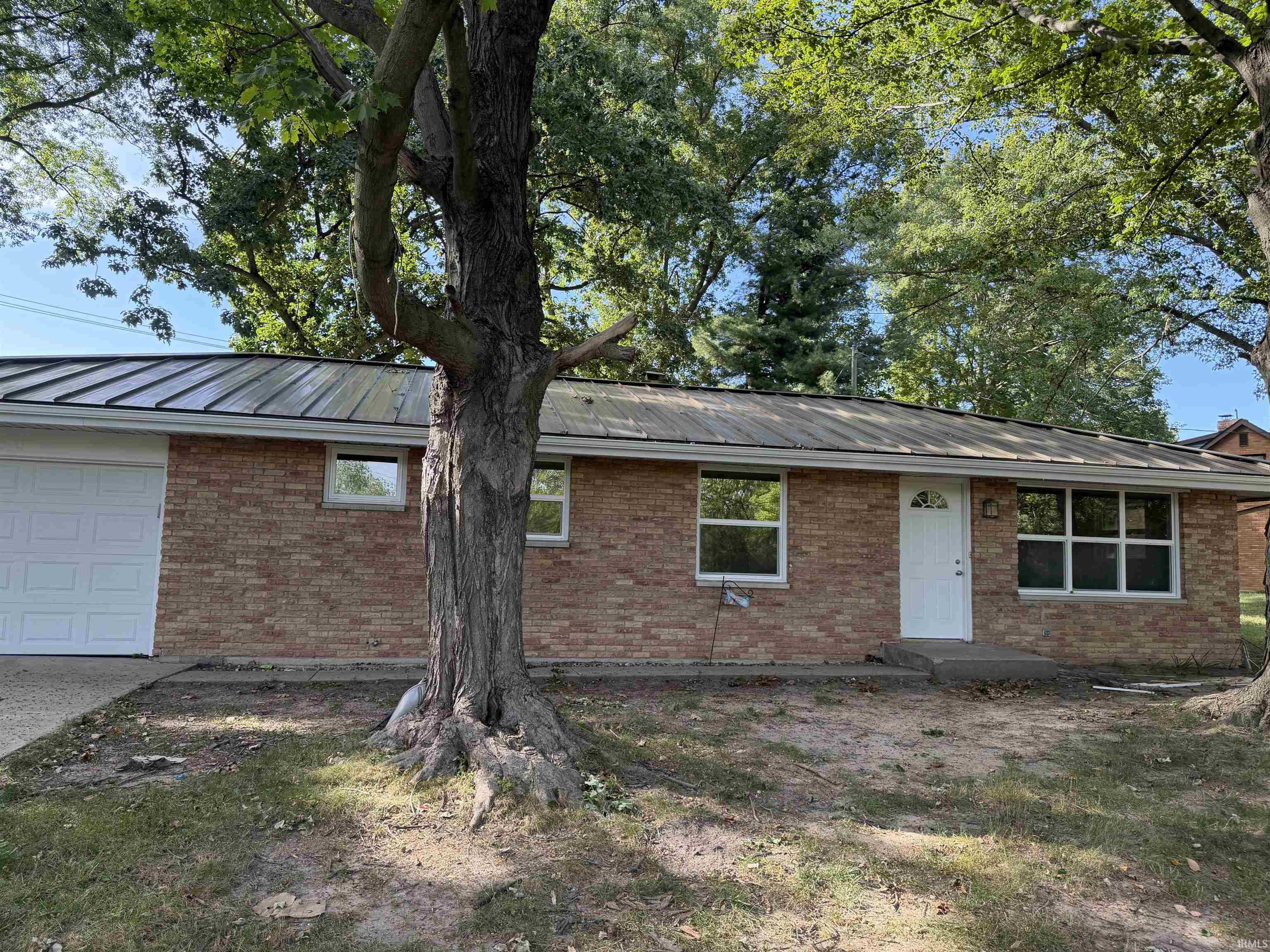 5061 S Main Street Property Photo 1