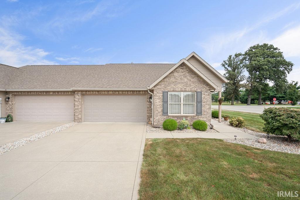 2928 Bridgestone Circle Property Photo 1