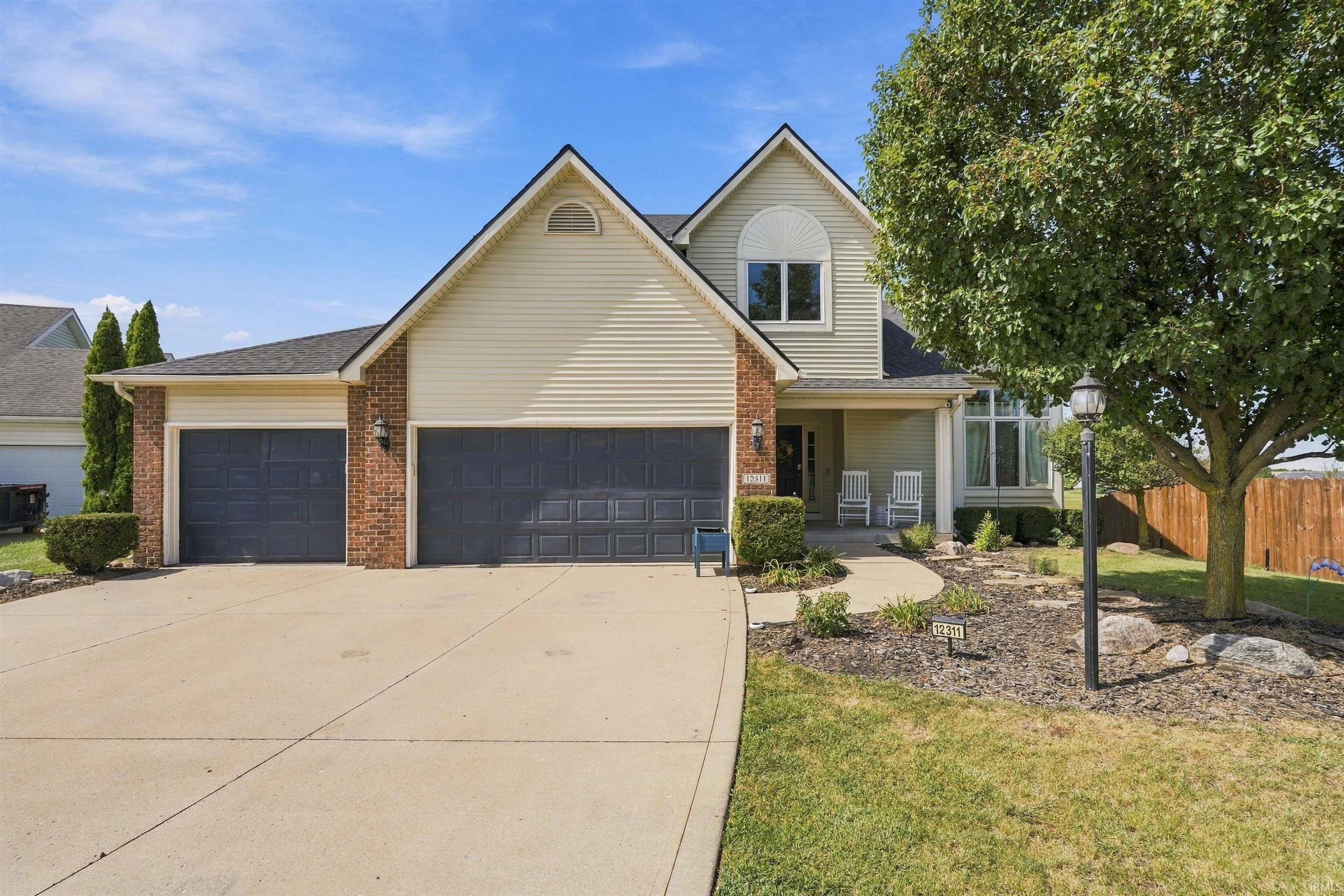 12311 Cliff View Court Property Photo 1