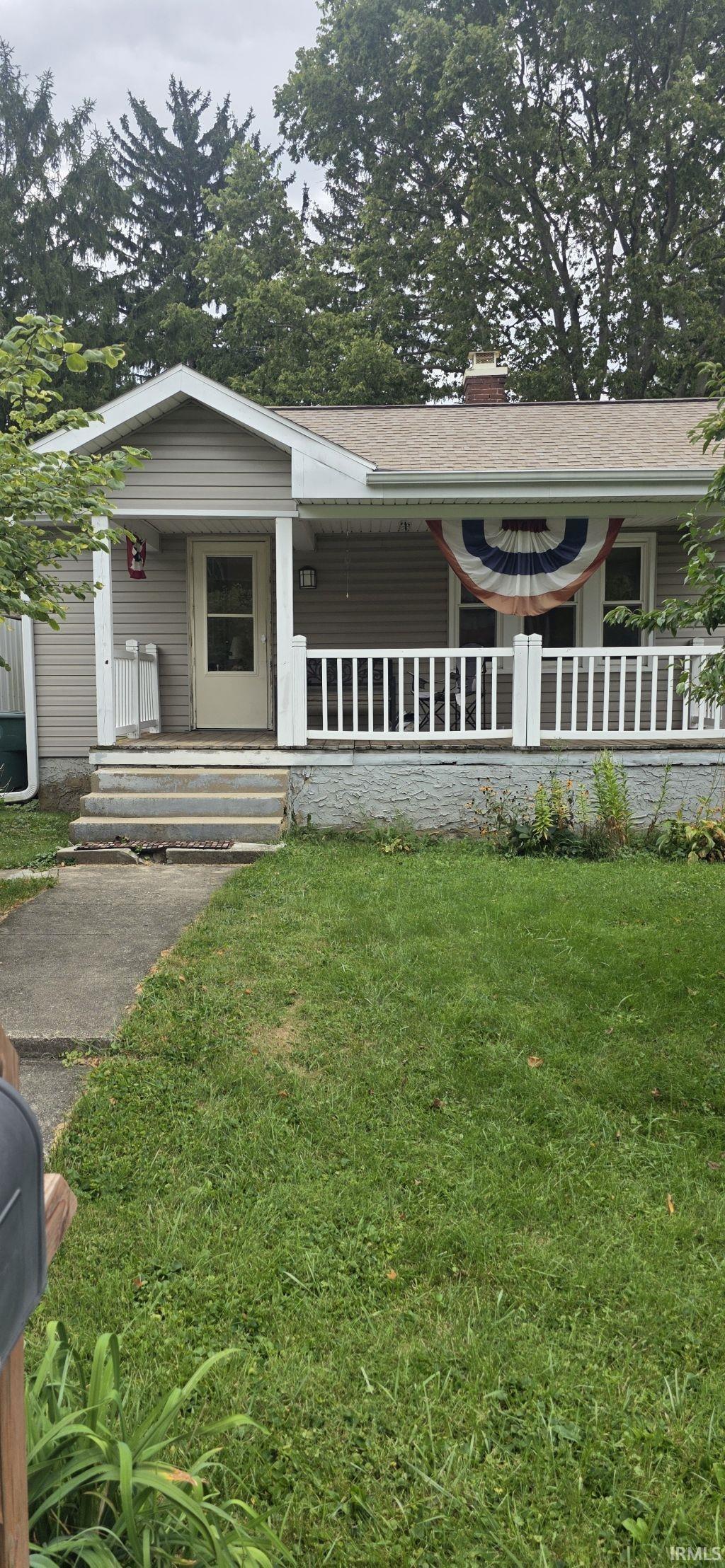 1208 S Luick Property Photo 1