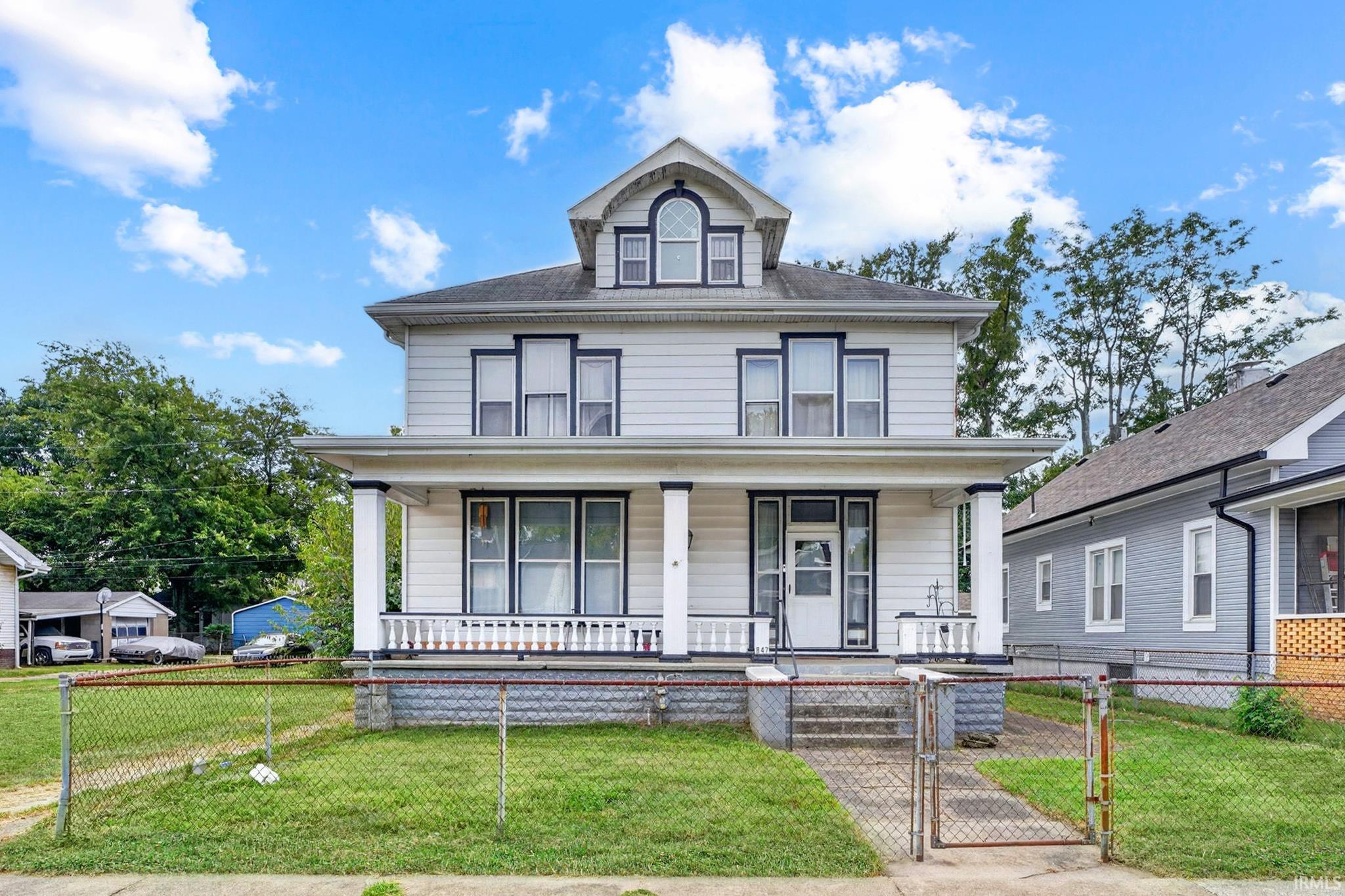 847 Lincoln Avenue Property Photo 1