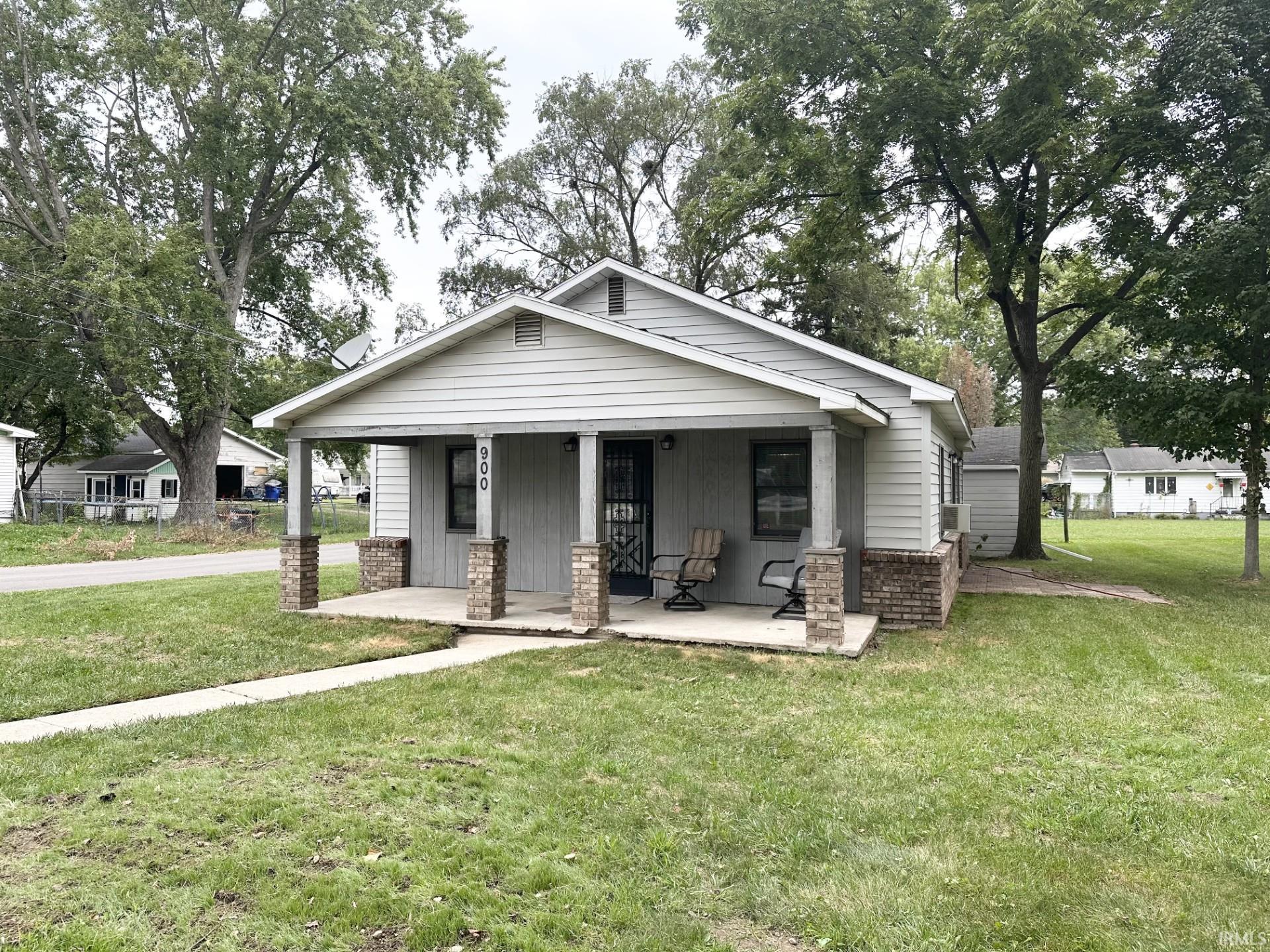 900 E Lordeman Street Property Photo 1