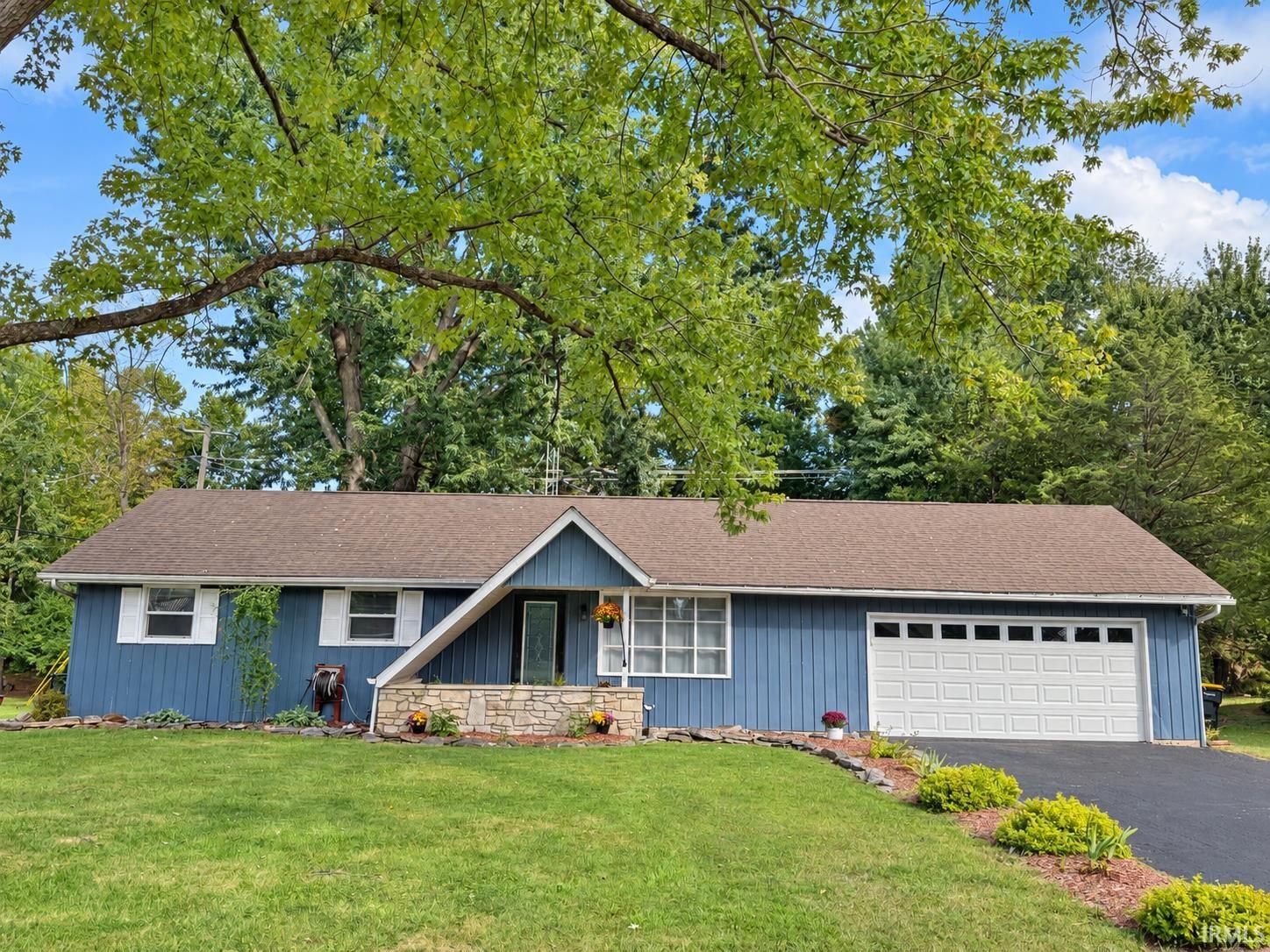 4414 N Ridgewood Drive Property Photo 1
