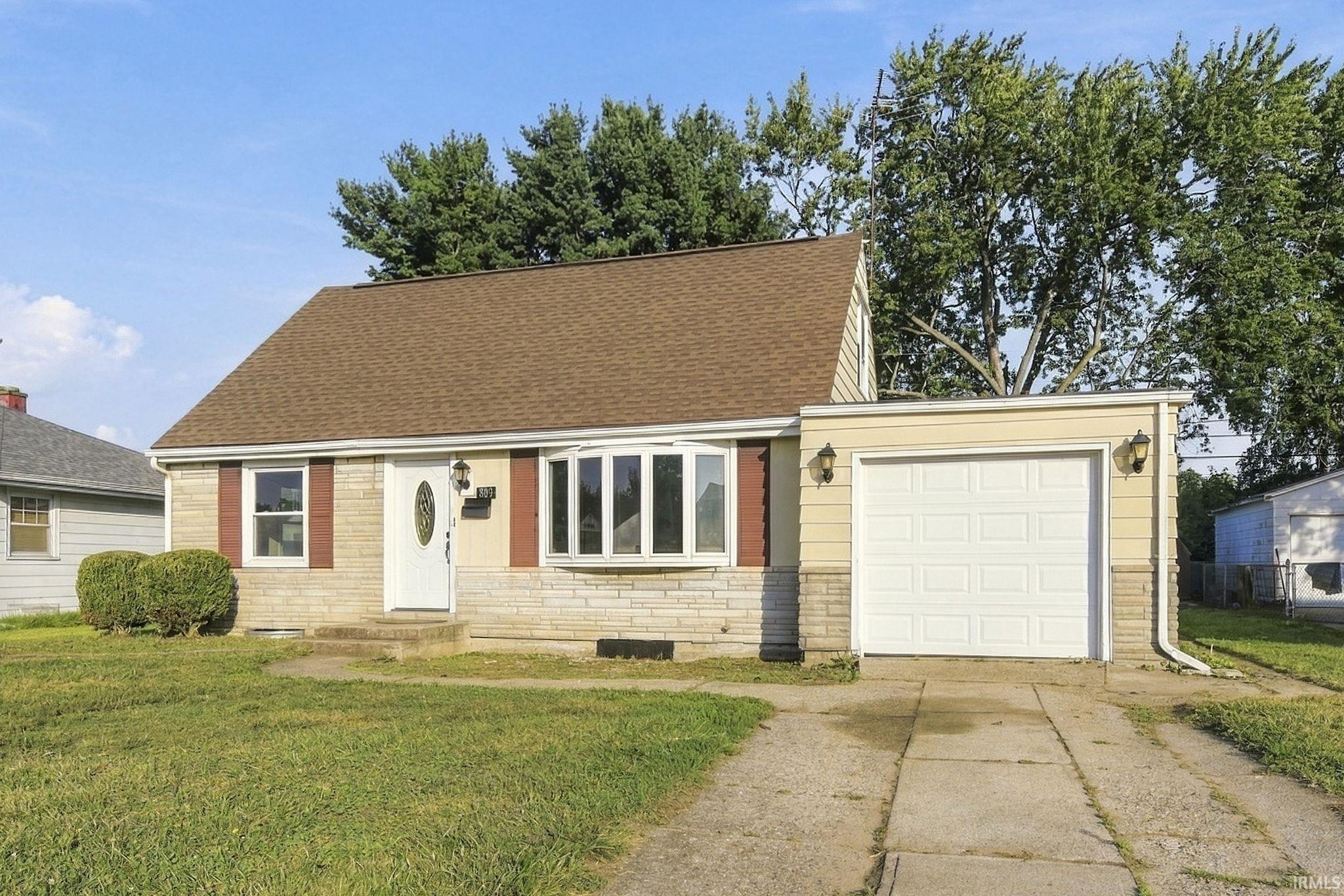 809 Garden Lane Property Photo 1