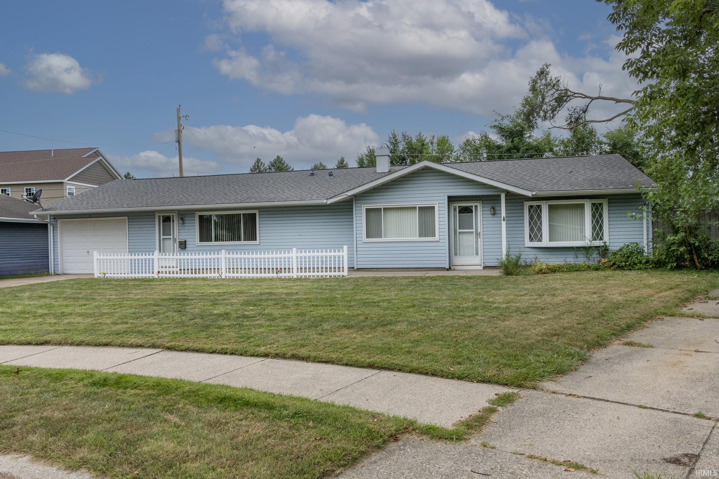 929 Simon Court Property Photo 1