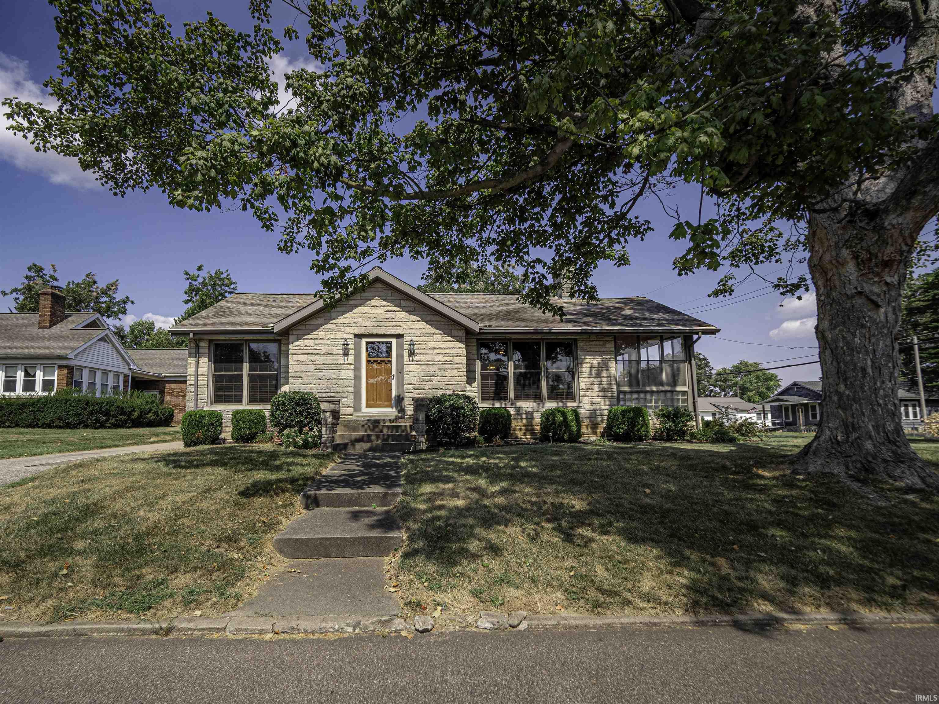 15 E Fletchall Street Property Photo 1