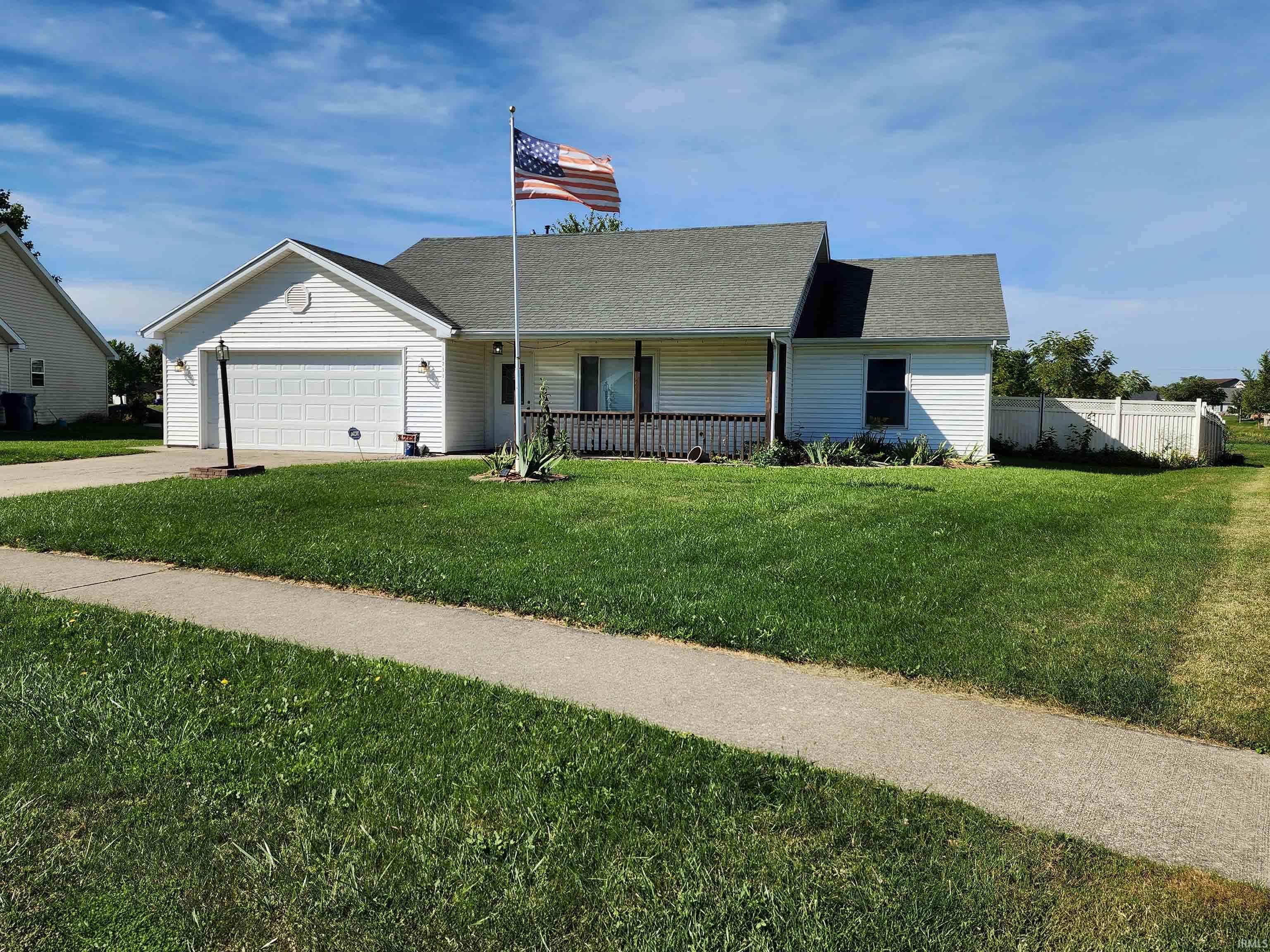 1211 Timber Trace Property Photo 1