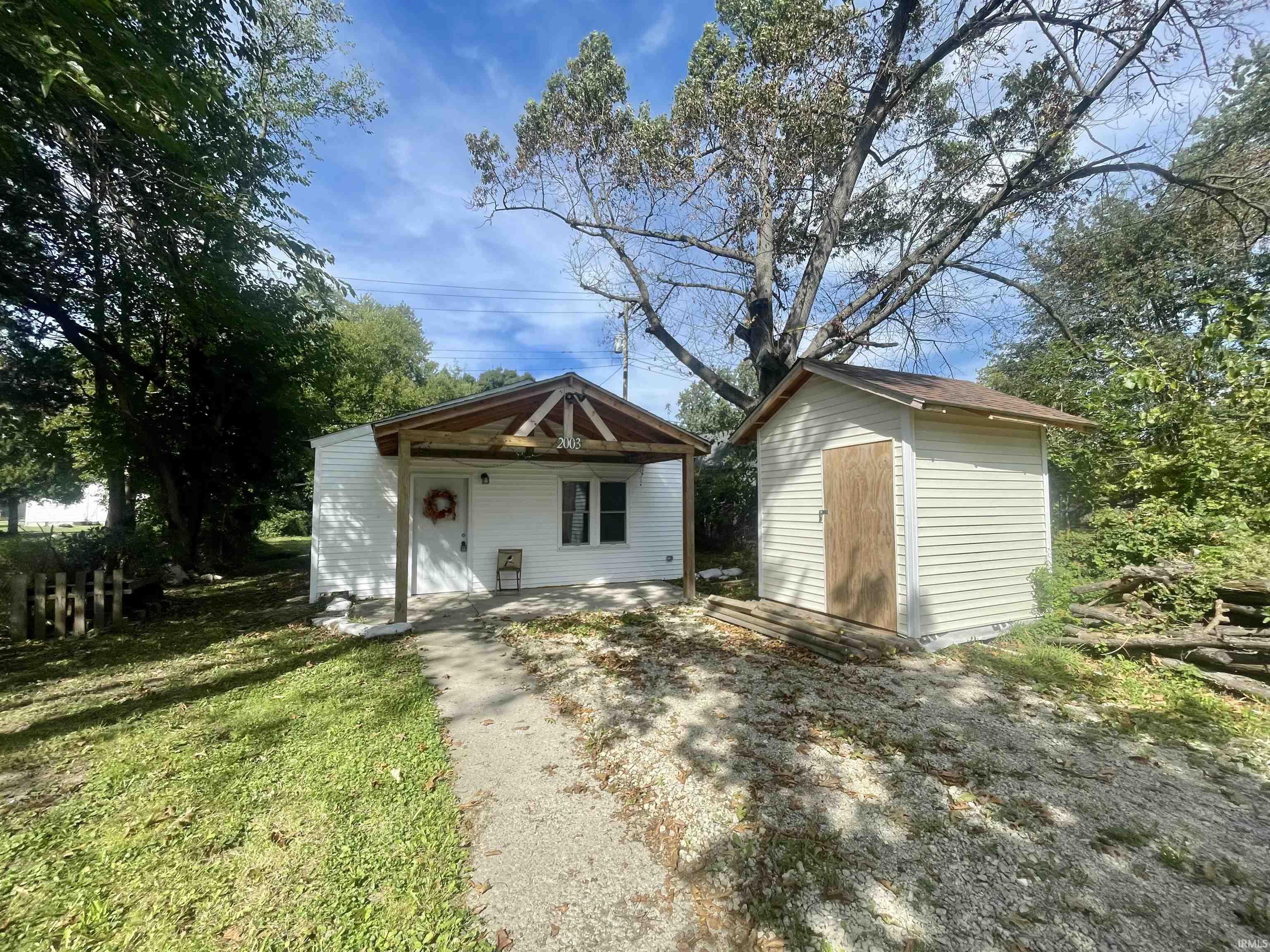 2003 S Manhattan Avenue Property Photo 1